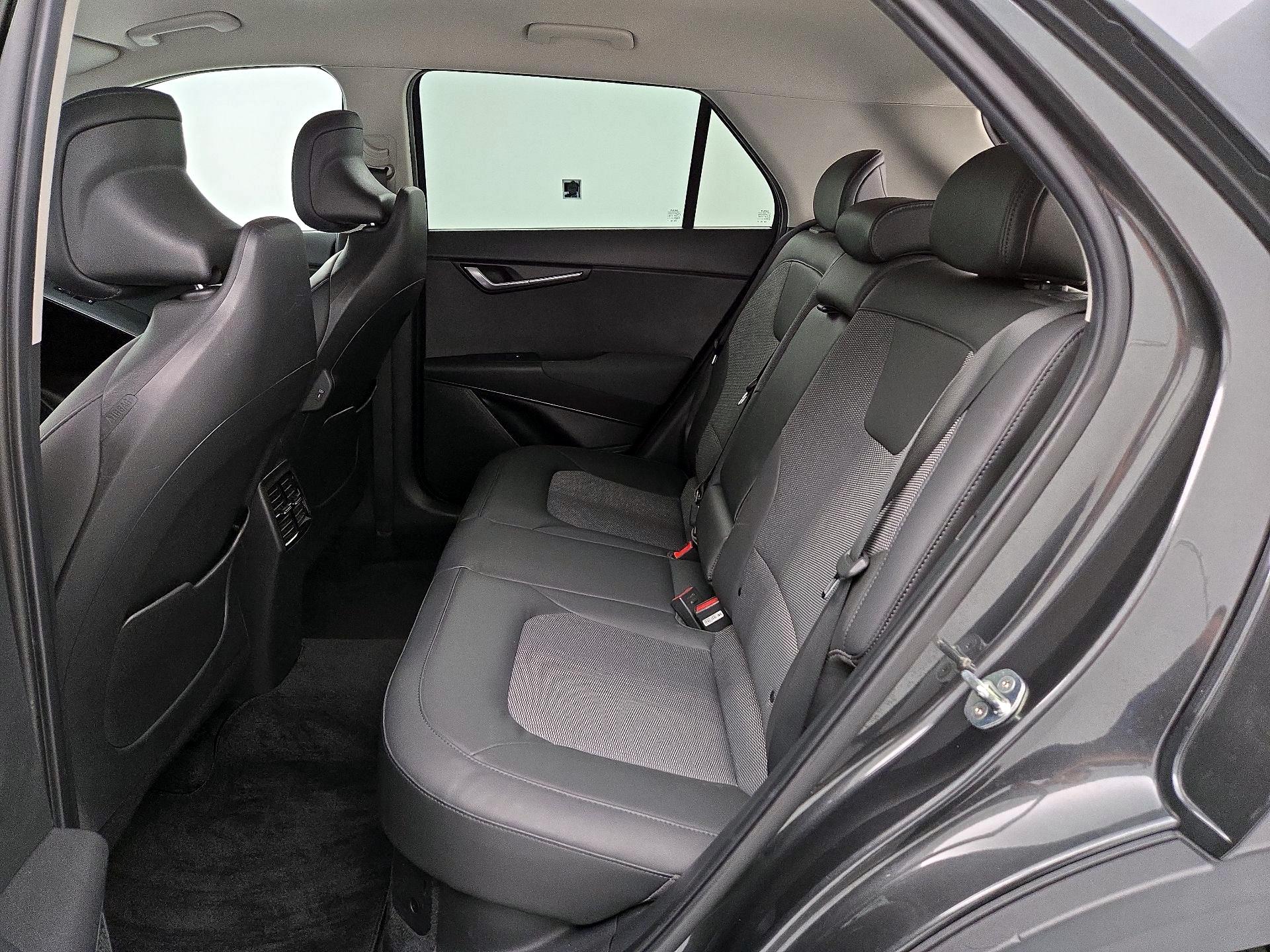 Thumbnail: 2023 Kia Niro - 20