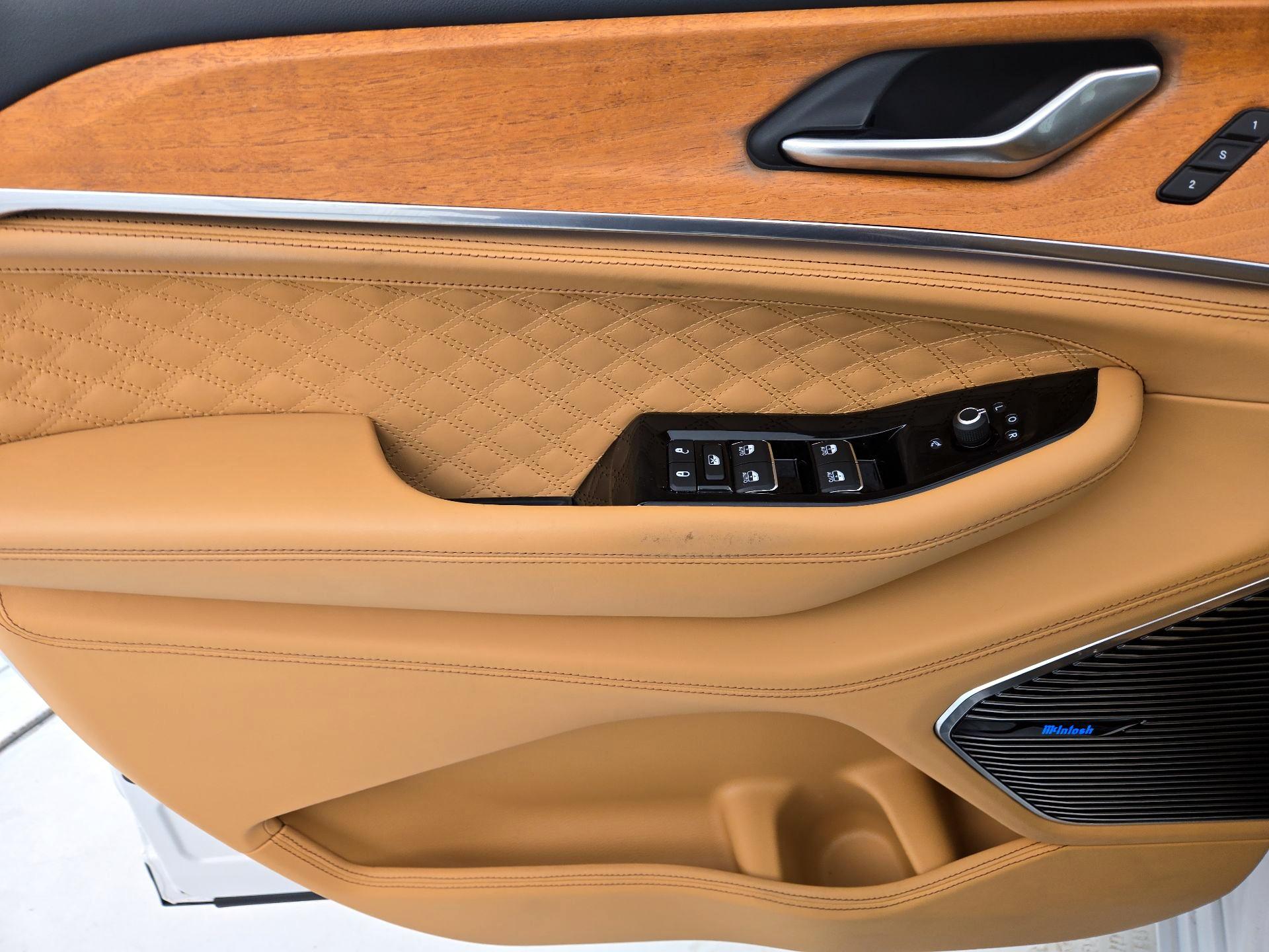 Thumbnail: 2023 Jeep Grand Cherokee - 12