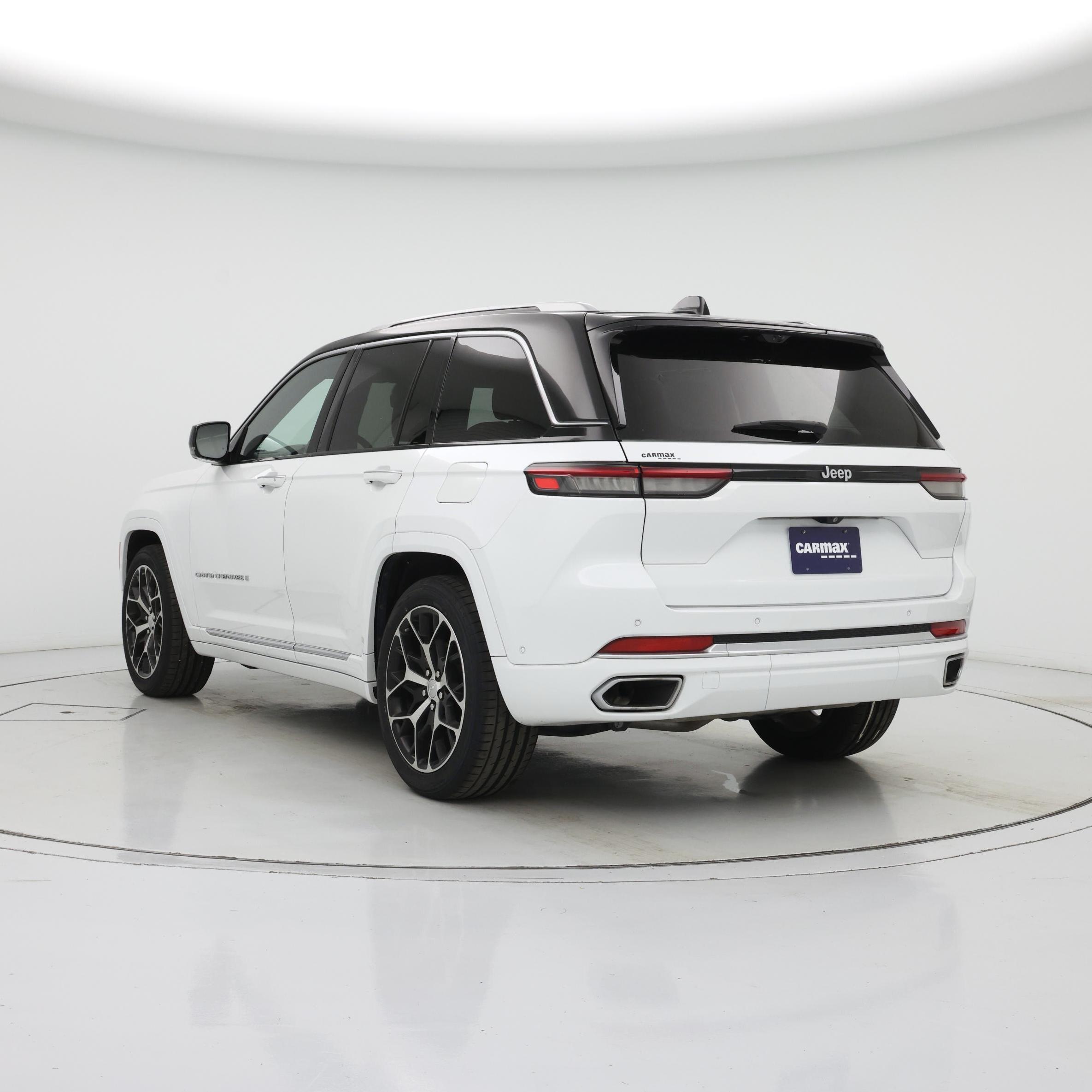 Thumbnail: 2023 Jeep Grand Cherokee - 2