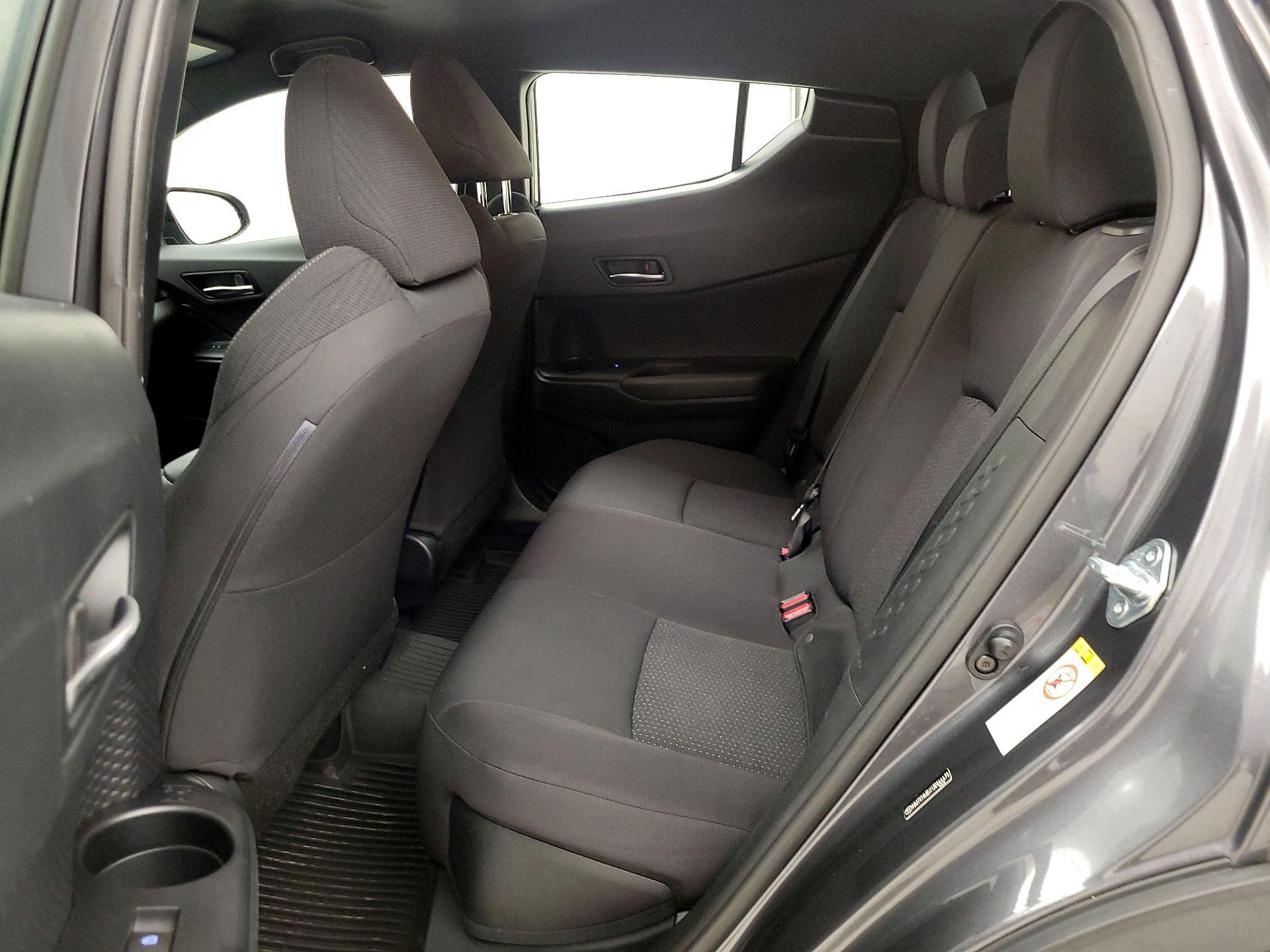 Thumbnail: 2018 Toyota C-HR - 19