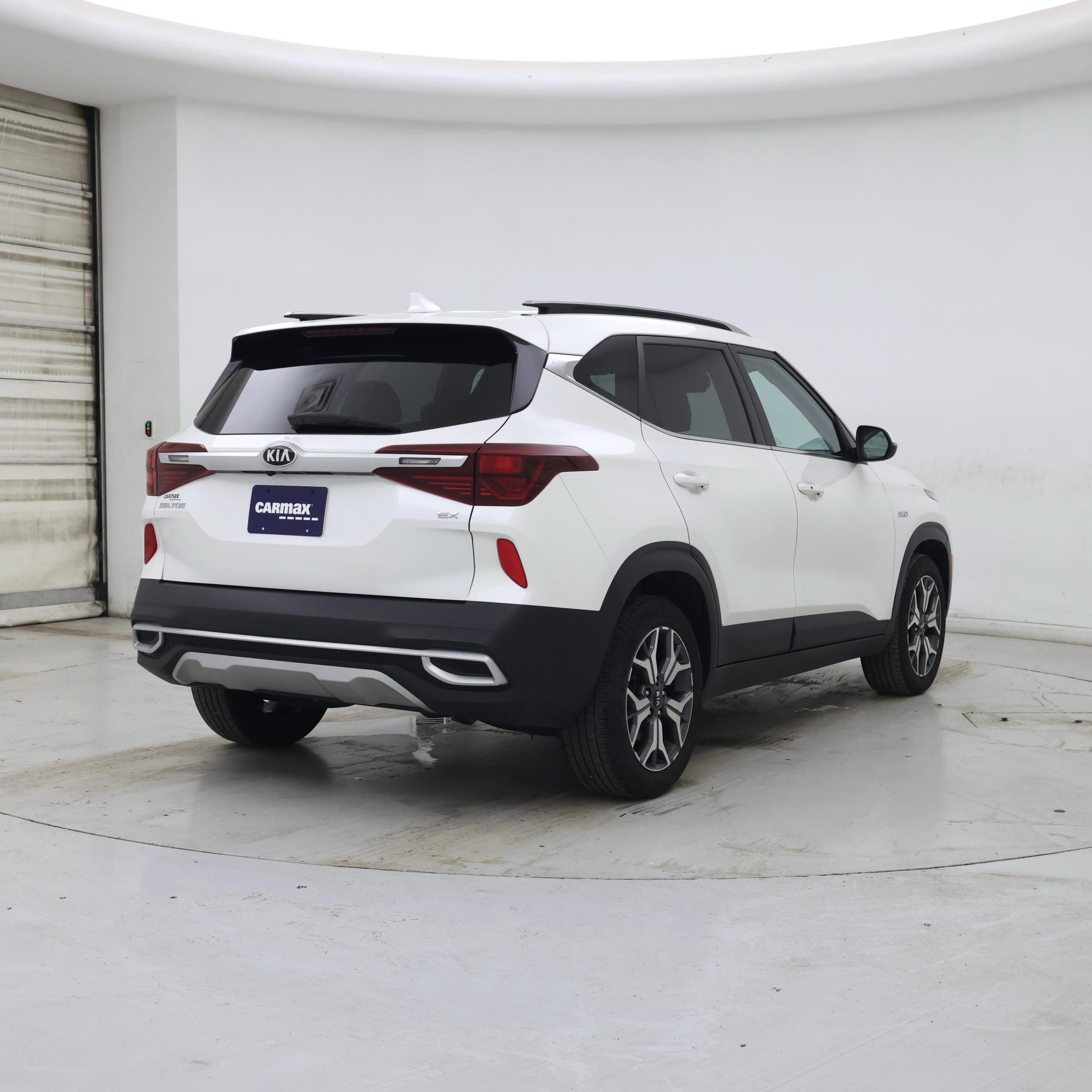 Thumbnail: 2021 Kia Seltos - 8