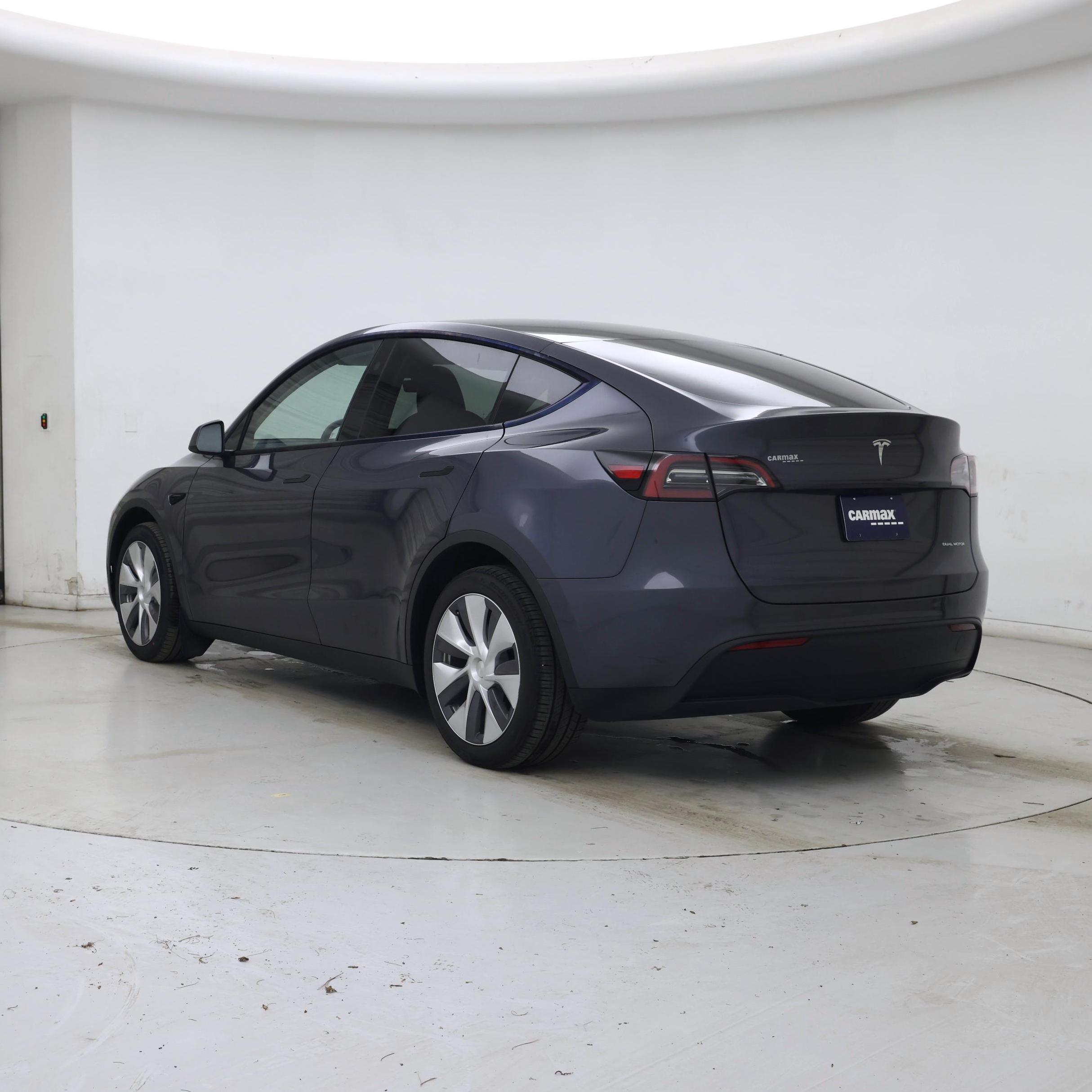 Thumbnail: 2024 Tesla Model Y - 2