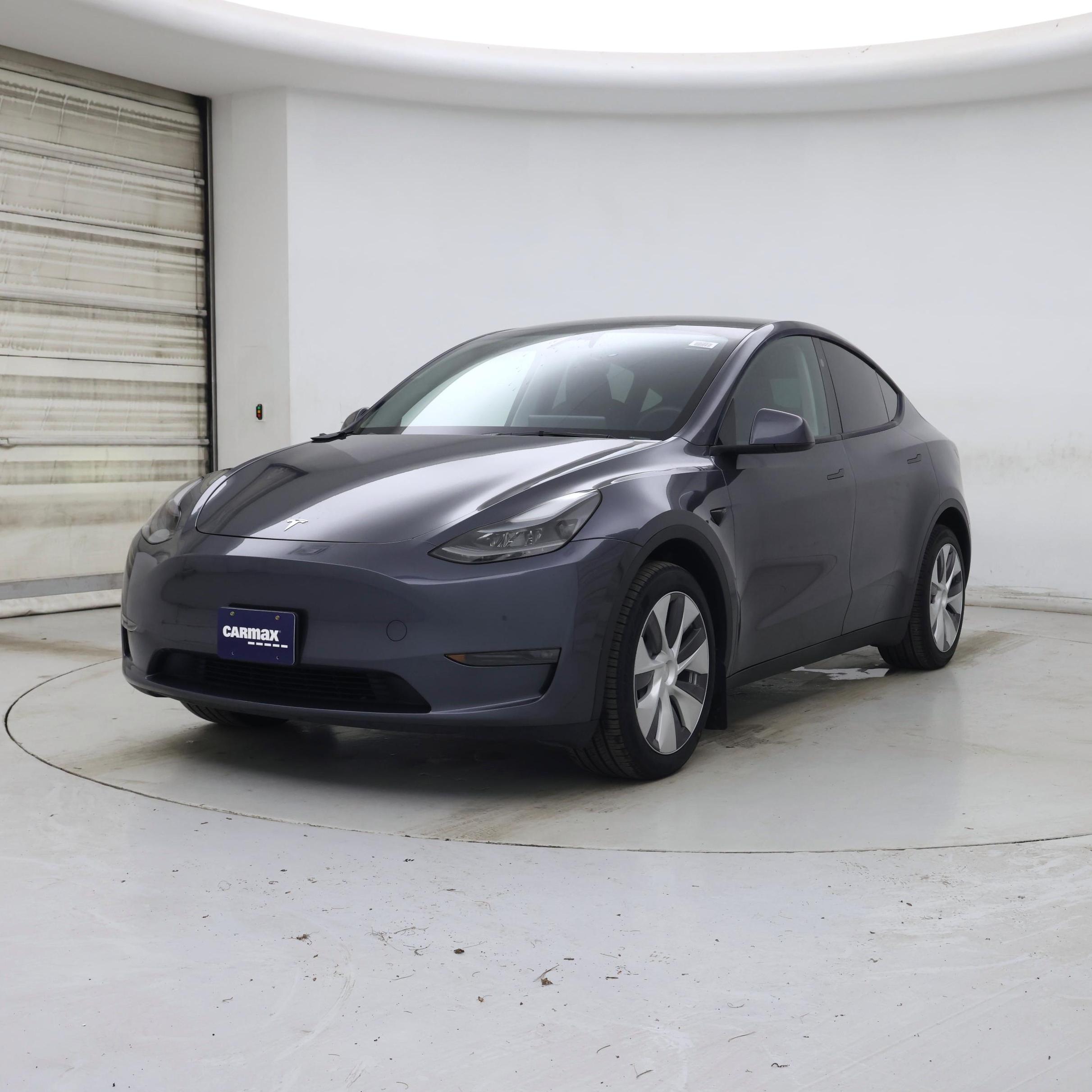 Thumbnail: 2024 Tesla Model Y - 4