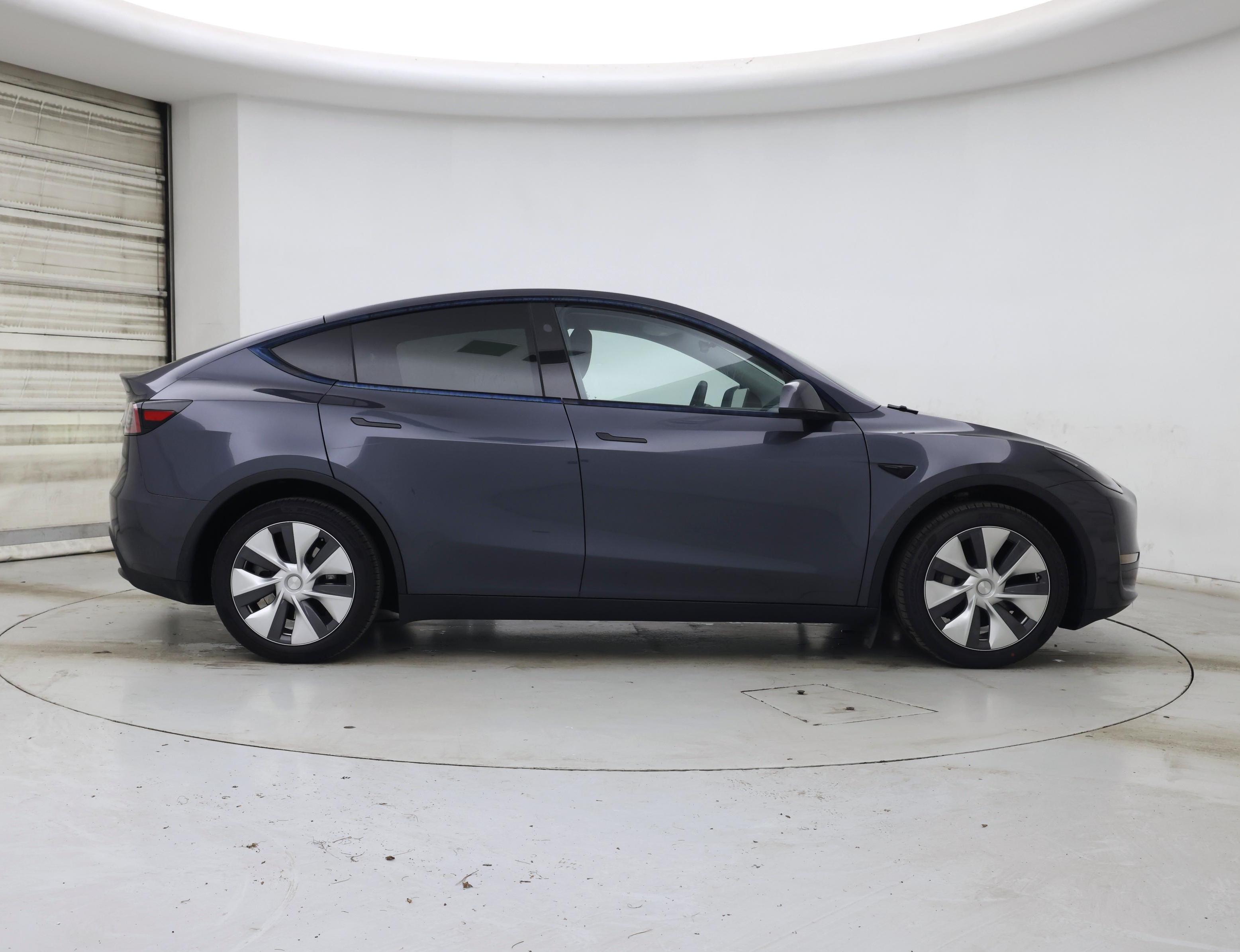 Thumbnail: 2024 Tesla Model Y - 7