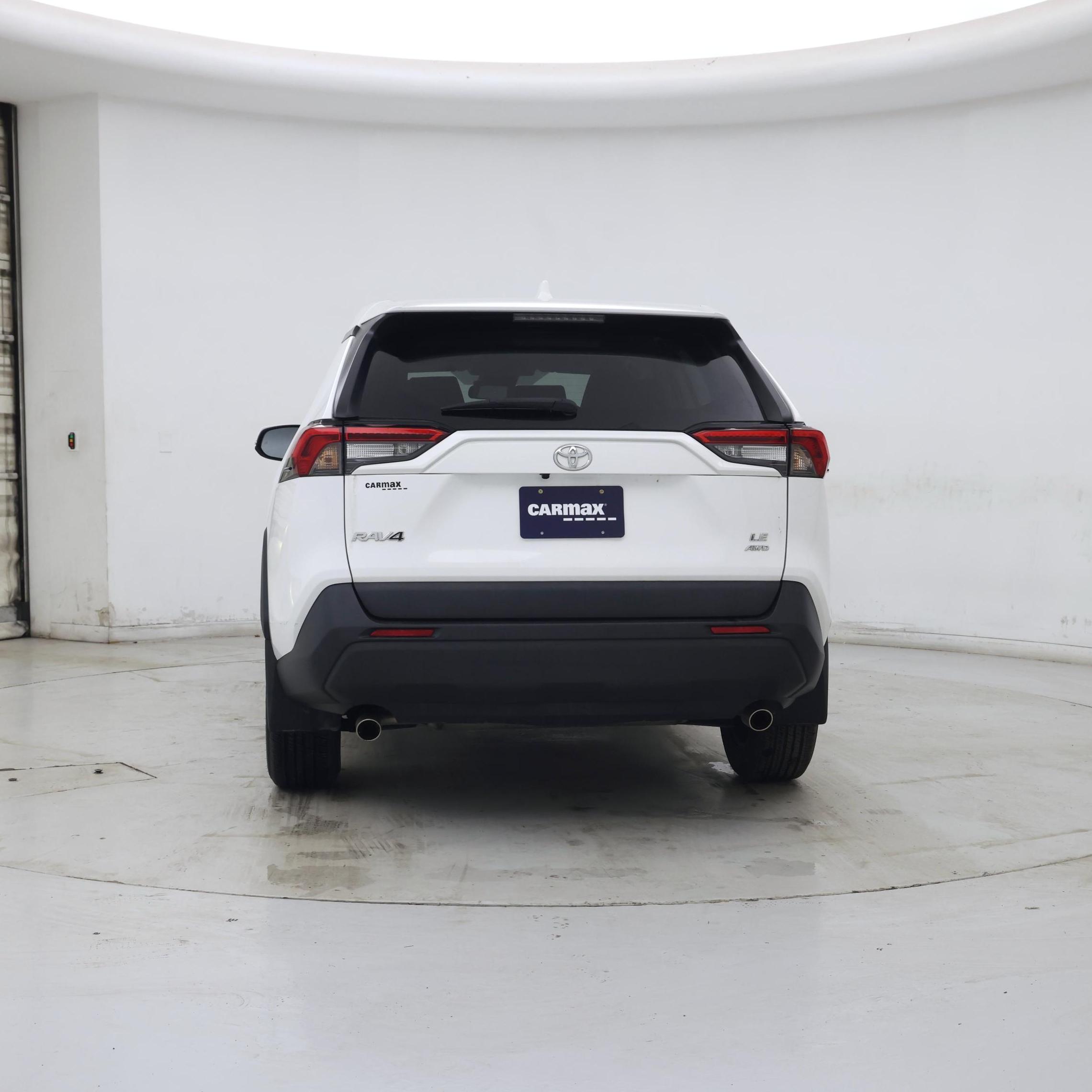 Thumbnail: 2022 Toyota RAV4 - 6