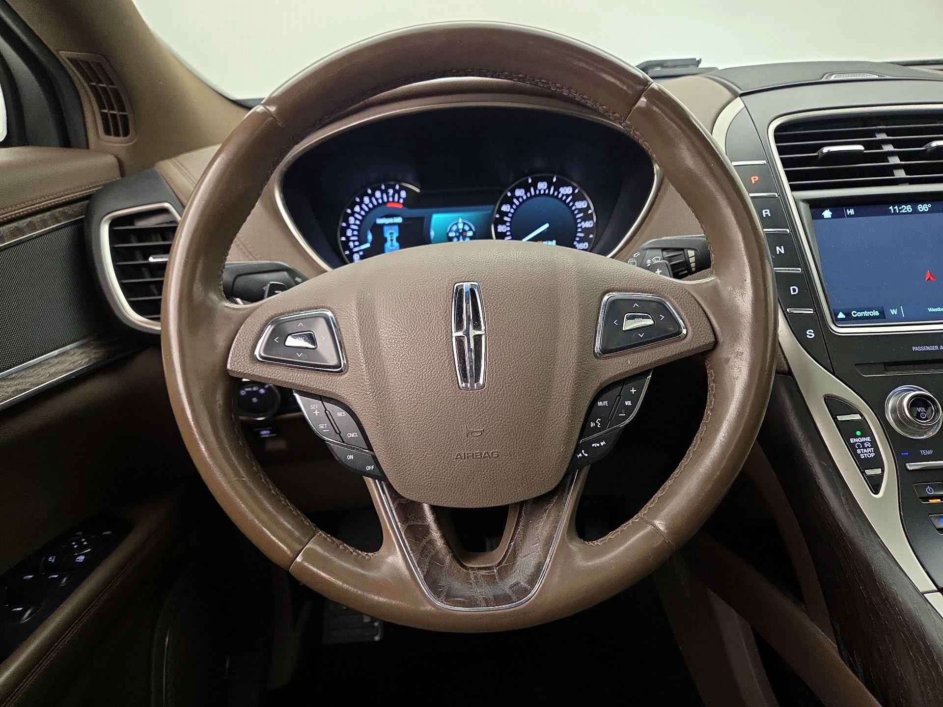 Thumbnail: 2017 Lincoln MKX - 10