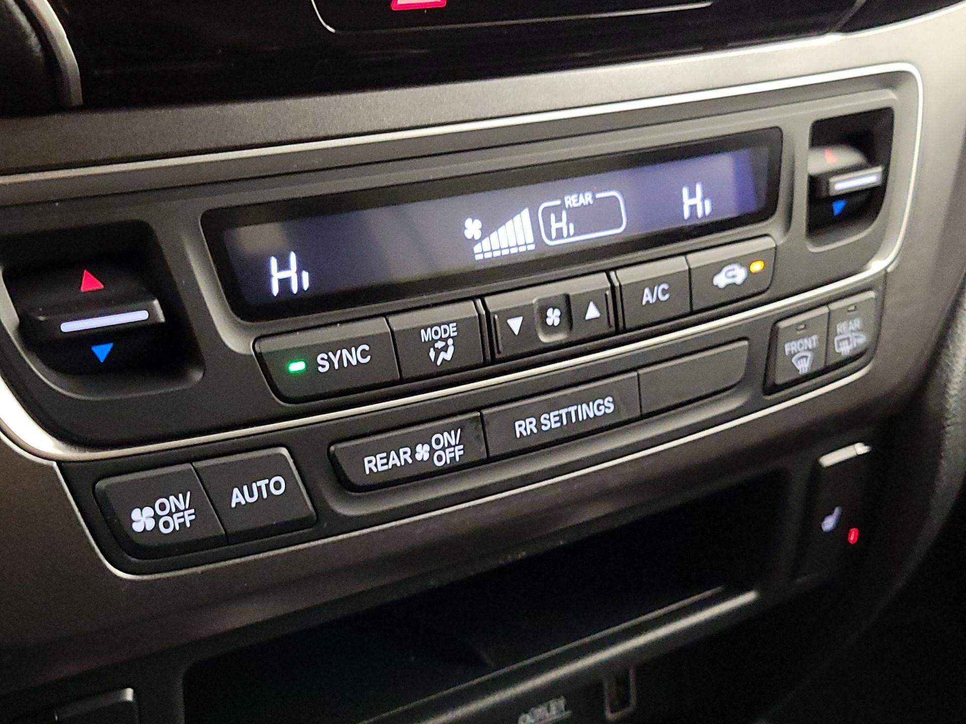 Thumbnail: 2022 Honda Passport - 16