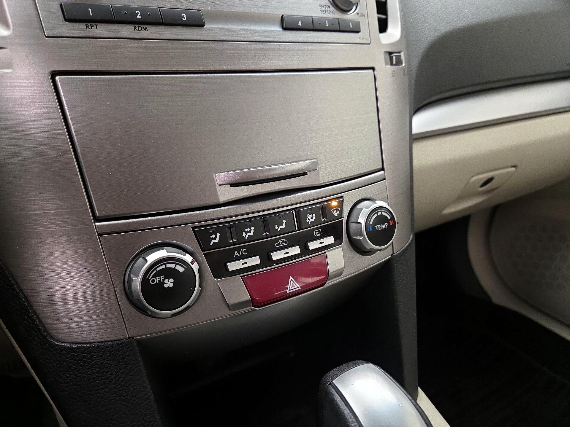 Thumbnail: 2014 Subaru Legacy - 15