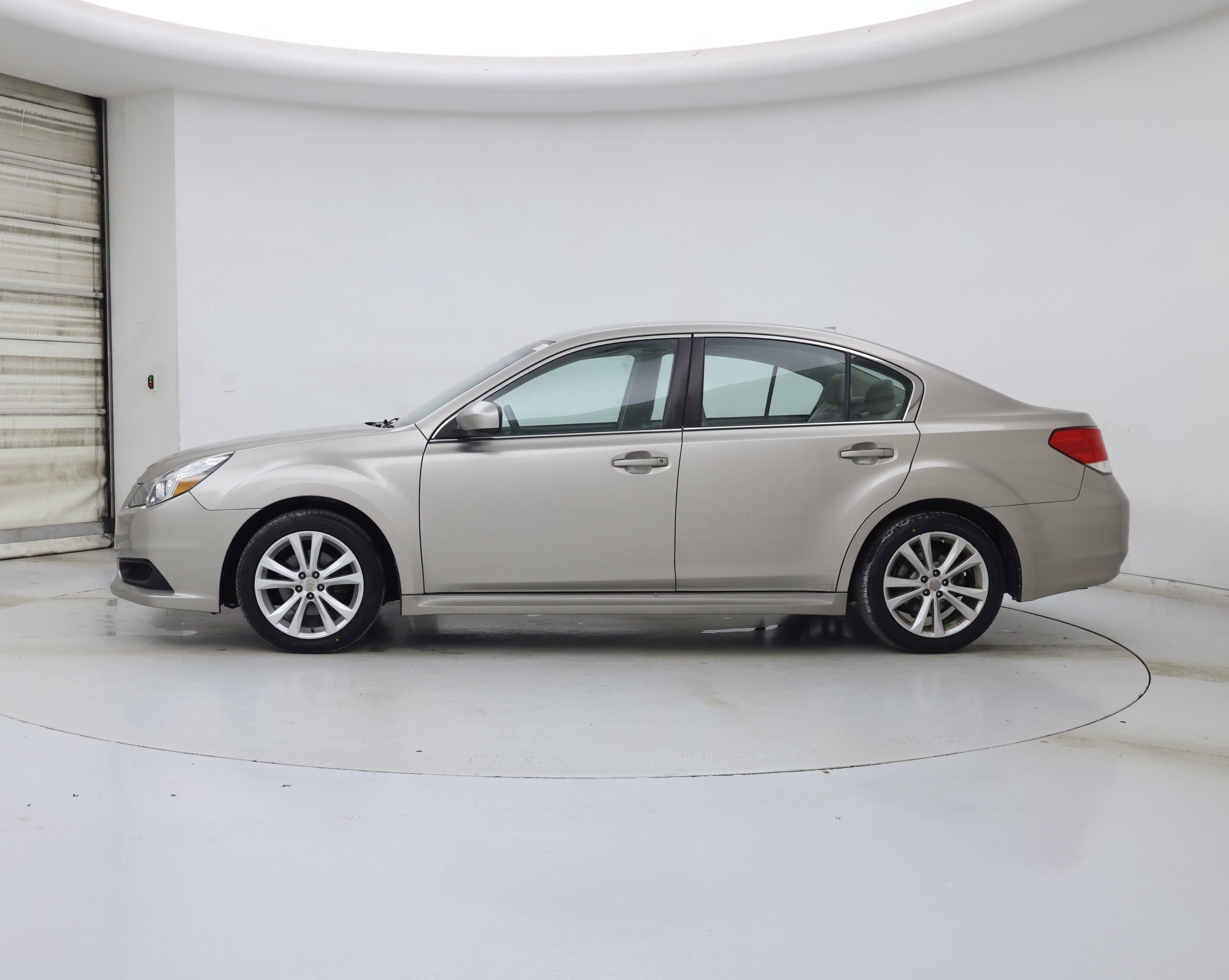 Thumbnail: 2014 Subaru Legacy - 3