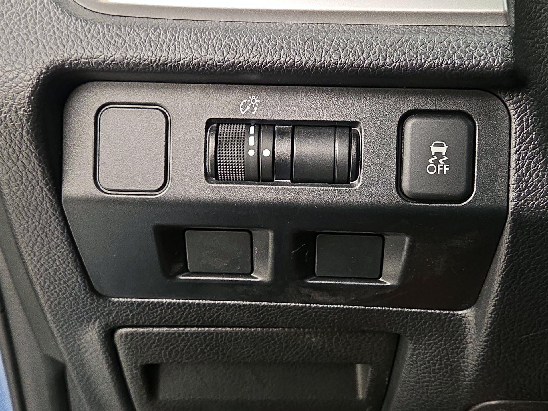 Thumbnail: 2016 Subaru Impreza - 13