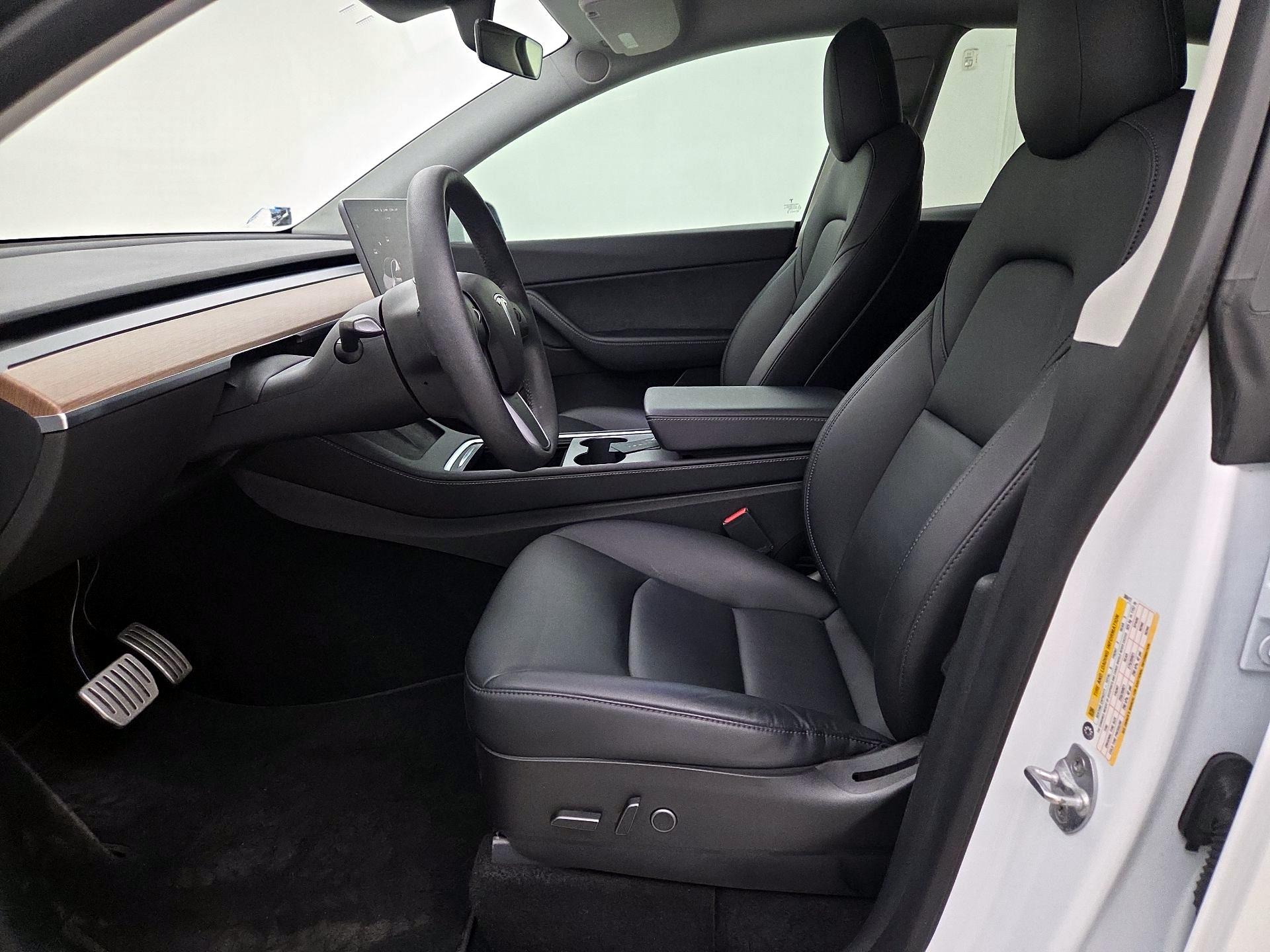 Thumbnail: 2022 Tesla Model Y - 11