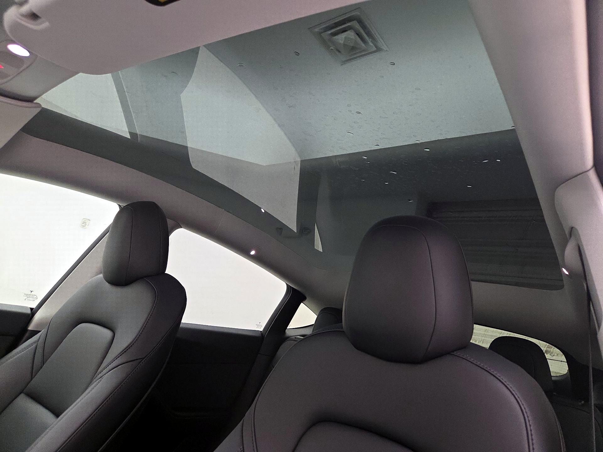 Thumbnail: 2022 Tesla Model Y - 18