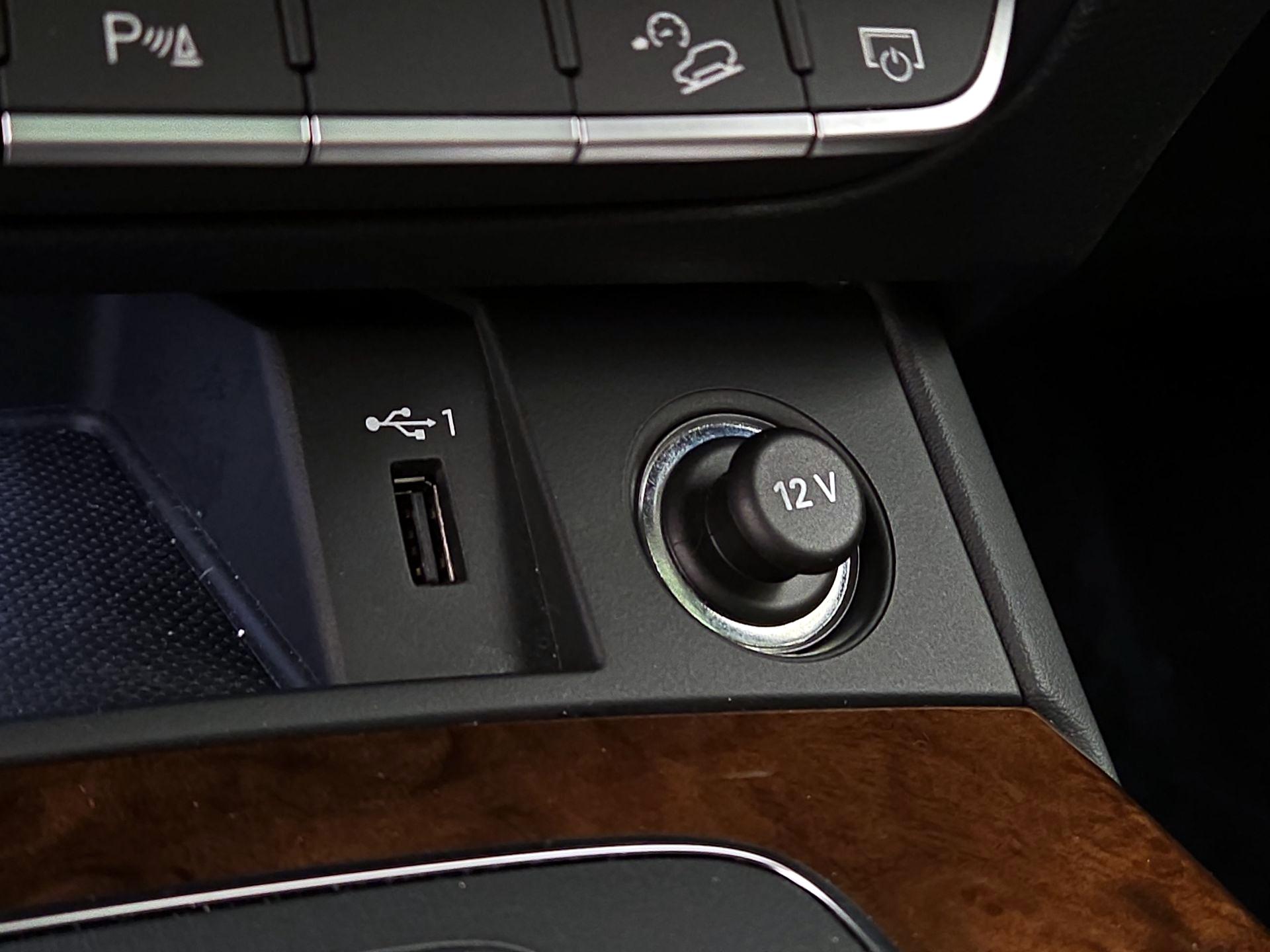 Thumbnail: 2020 Audi Q5 - 18