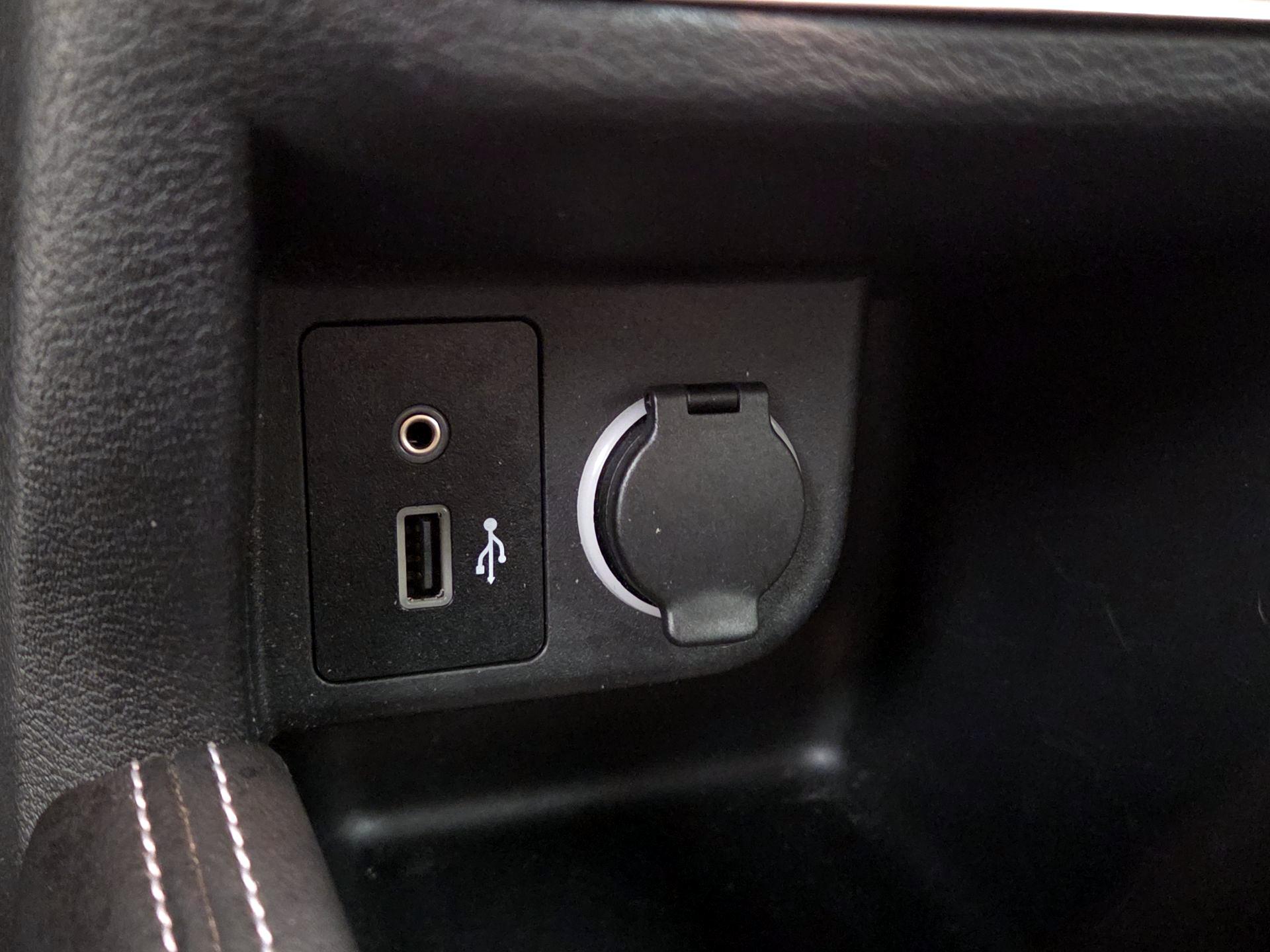 Thumbnail: 2019 Nissan Kicks - 18