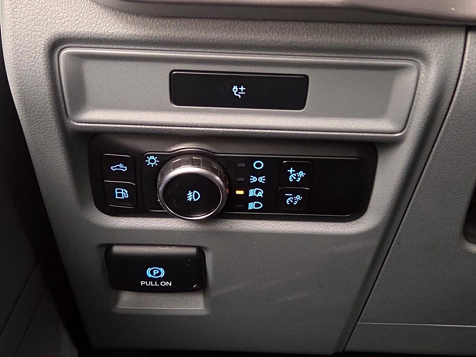 Thumbnail: 2023 Ford F-150 - 13