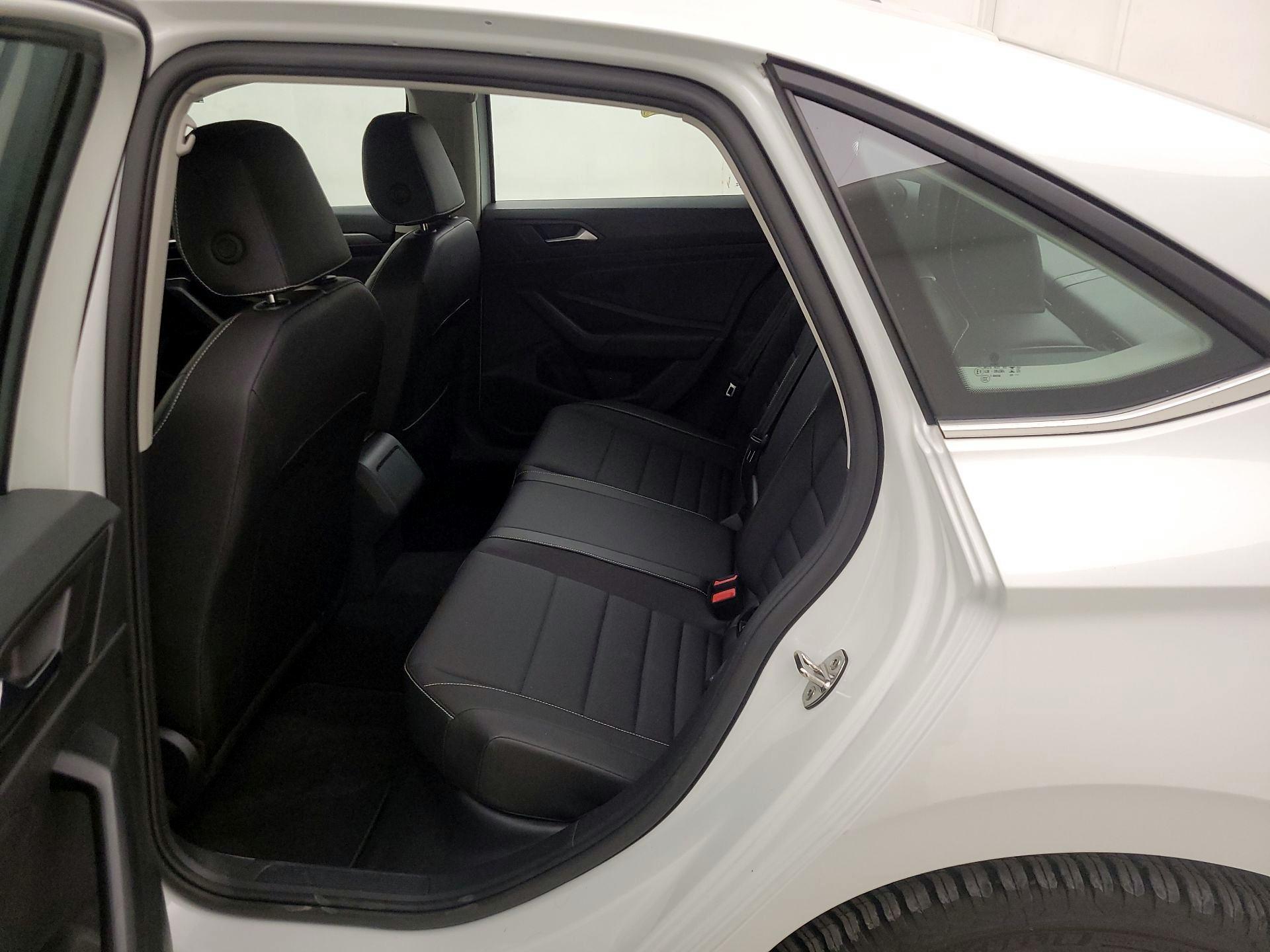 Thumbnail: 2024 Volkswagen Jetta - 19