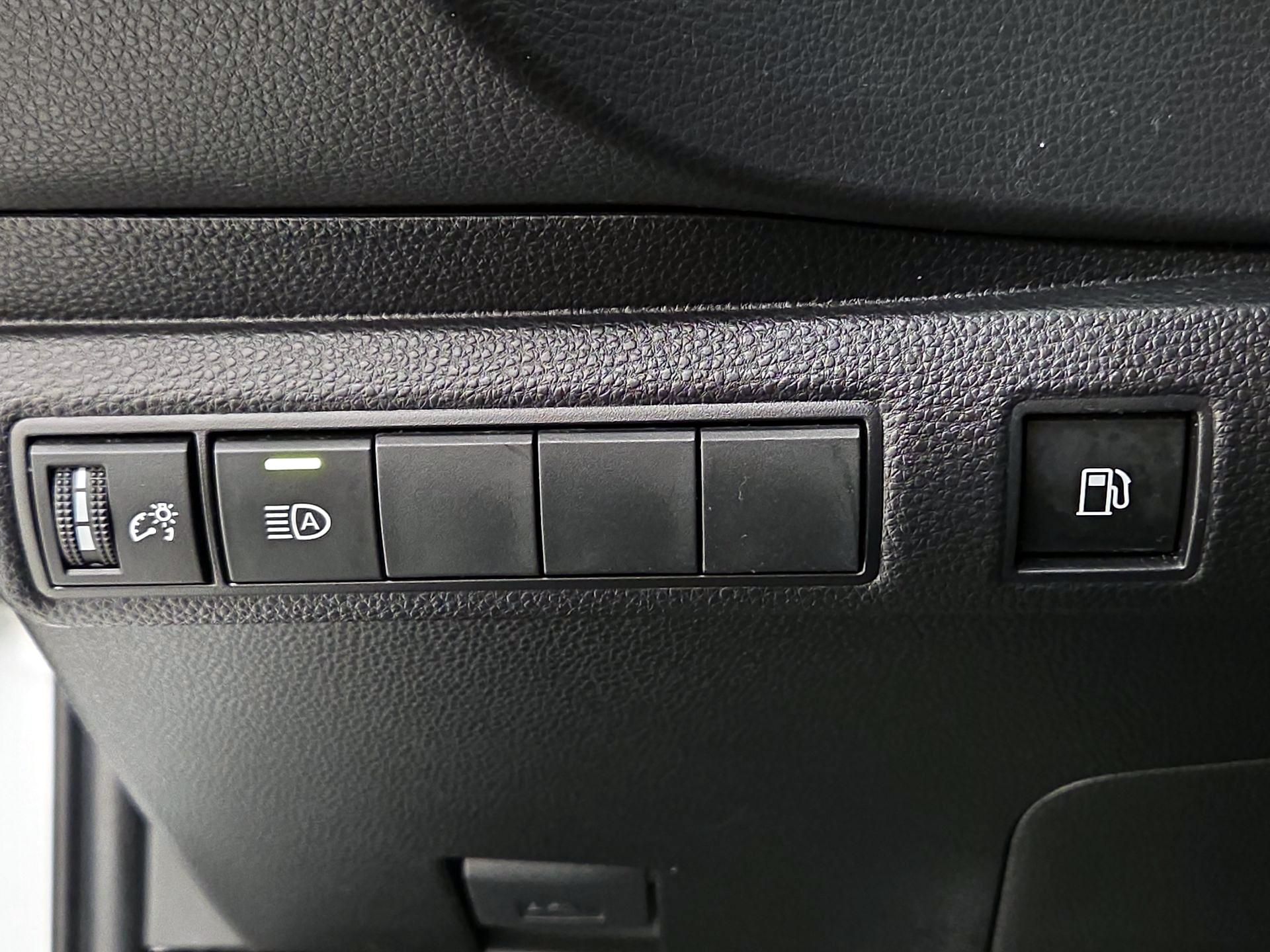 Thumbnail: 2024 Toyota Corolla - 13