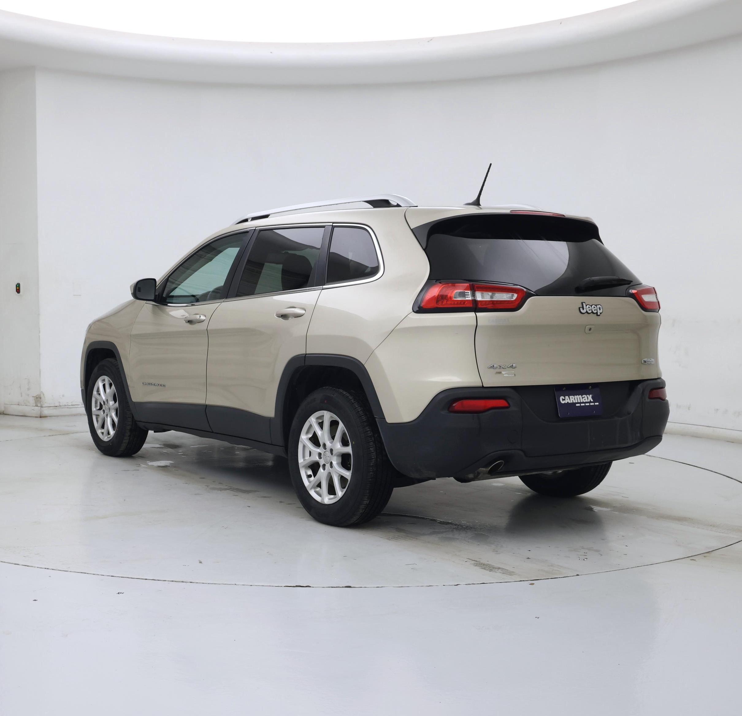 Thumbnail: 2015 Jeep Cherokee - 2
