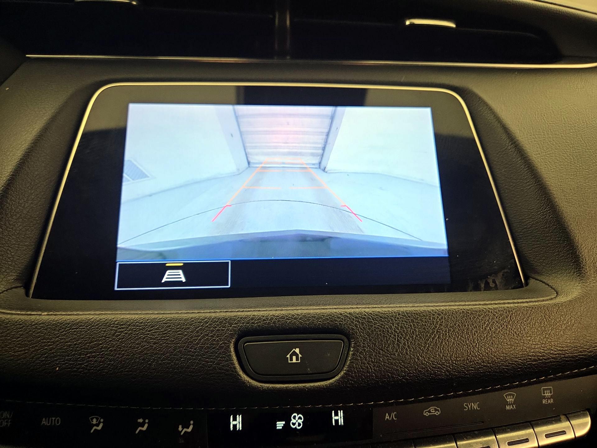 Thumbnail: 2023 Cadillac XT4 - 14