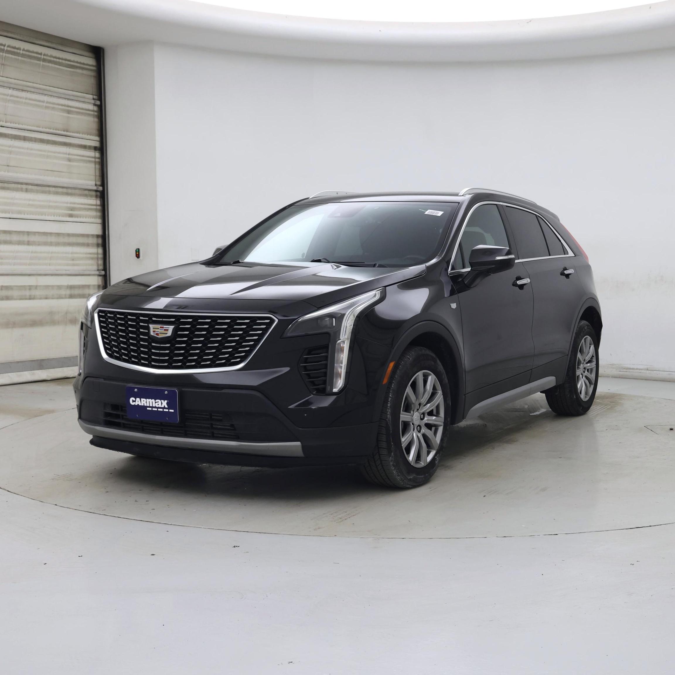 Thumbnail: 2023 Cadillac XT4 - 4