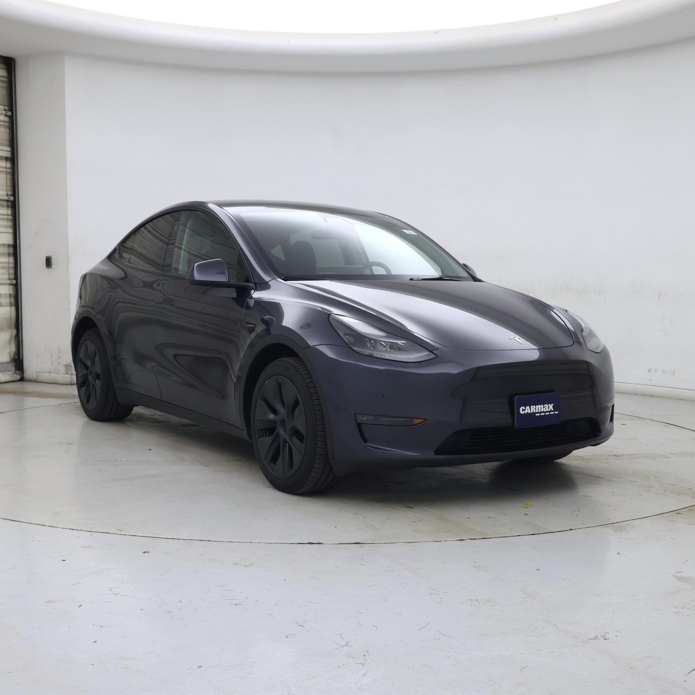 2025 Tesla Model Y Long Range AWD