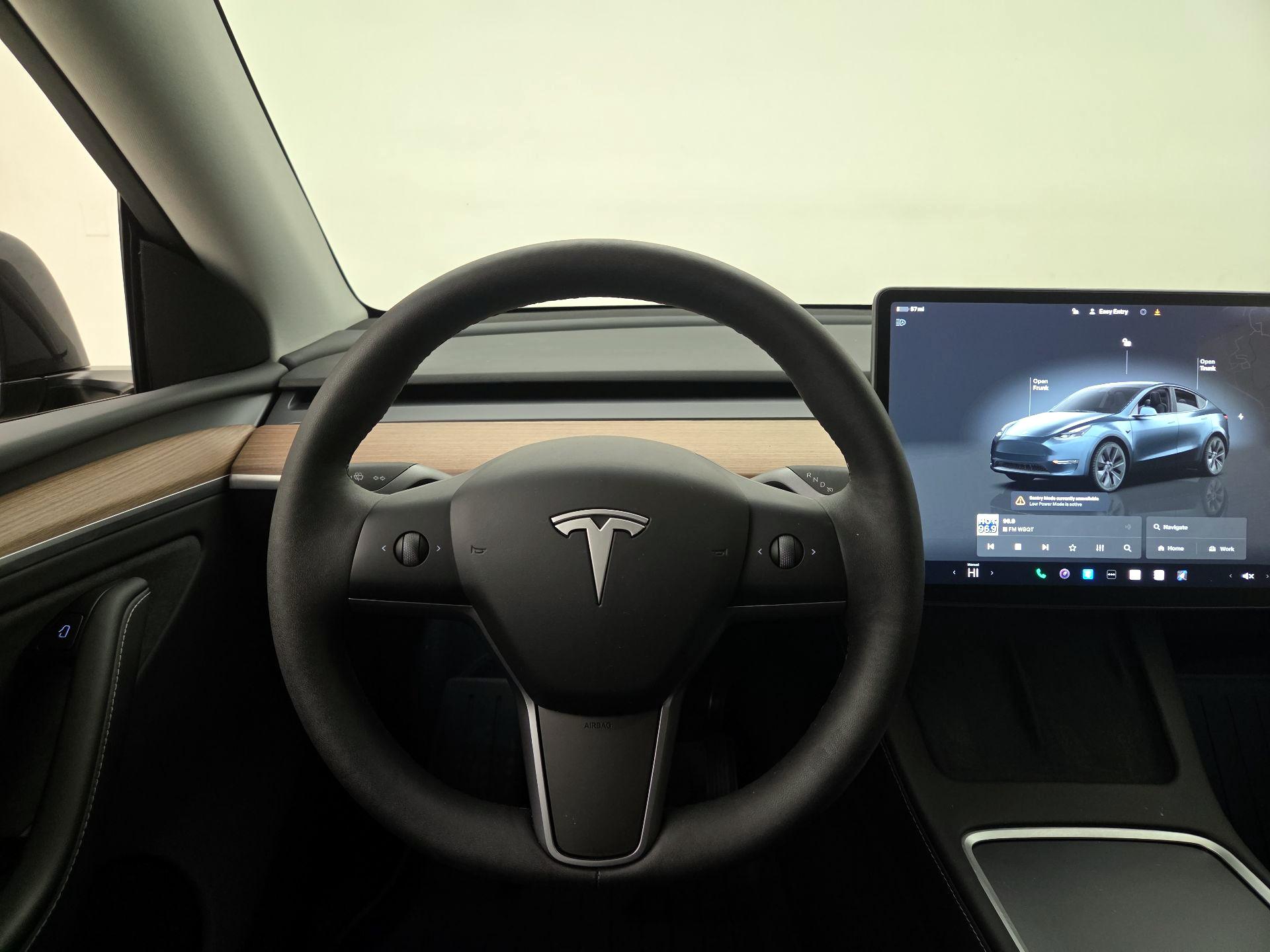 Thumbnail: 2025 Tesla Model Y - 10