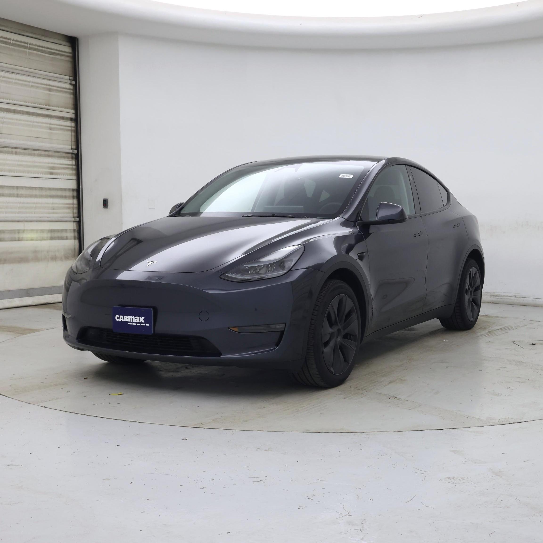 Thumbnail: 2025 Tesla Model Y - 4