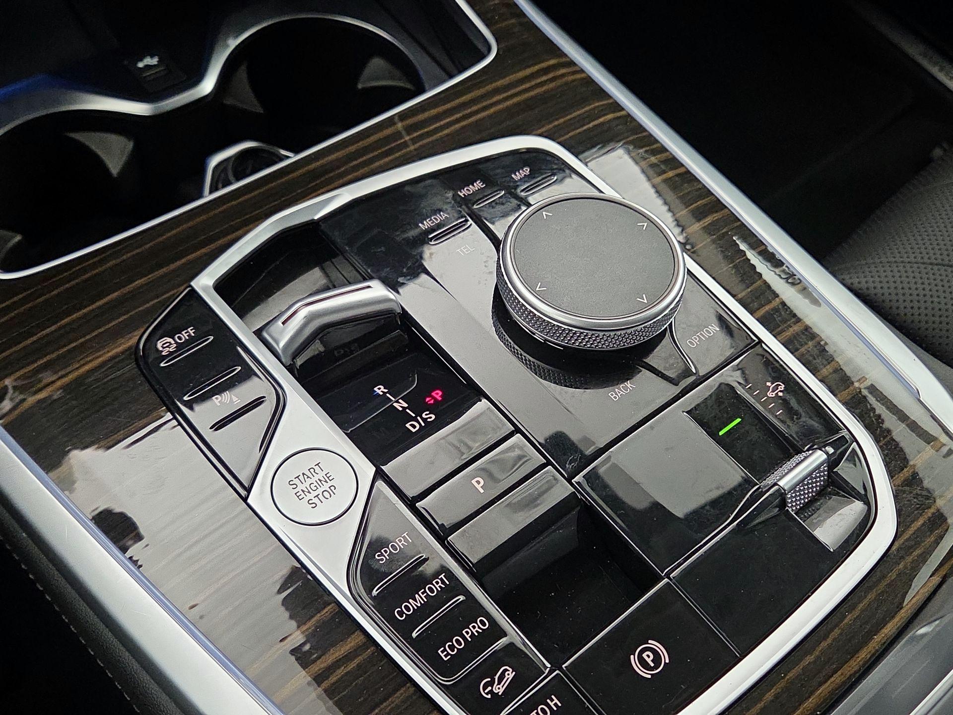 Thumbnail: 2025 BMW X7 - 18