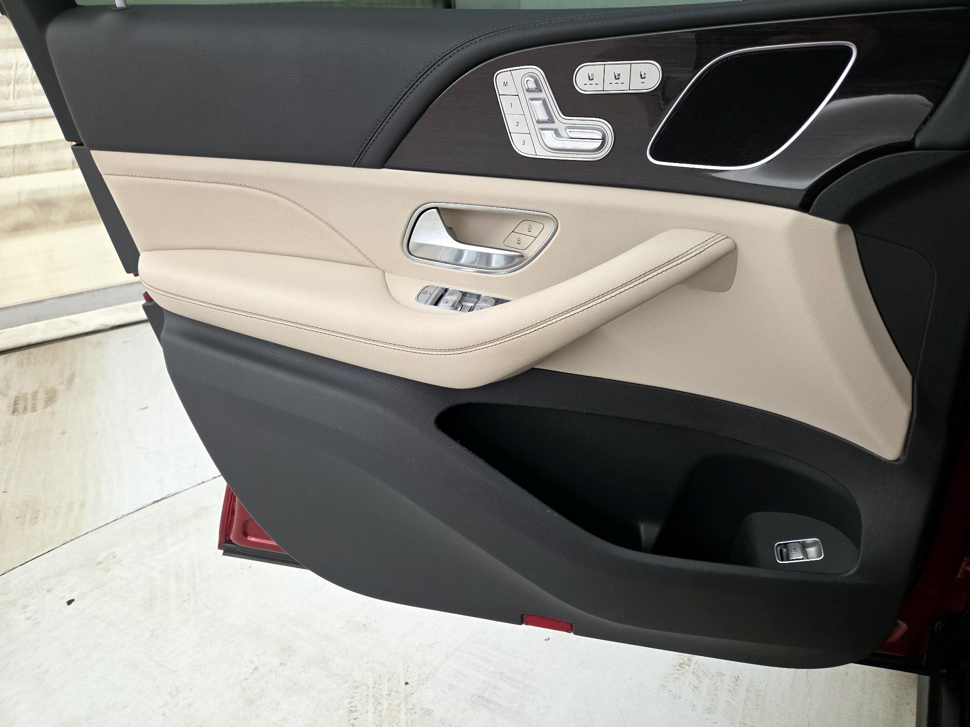 Thumbnail: 2020 Mercedes-Benz GLE - 12