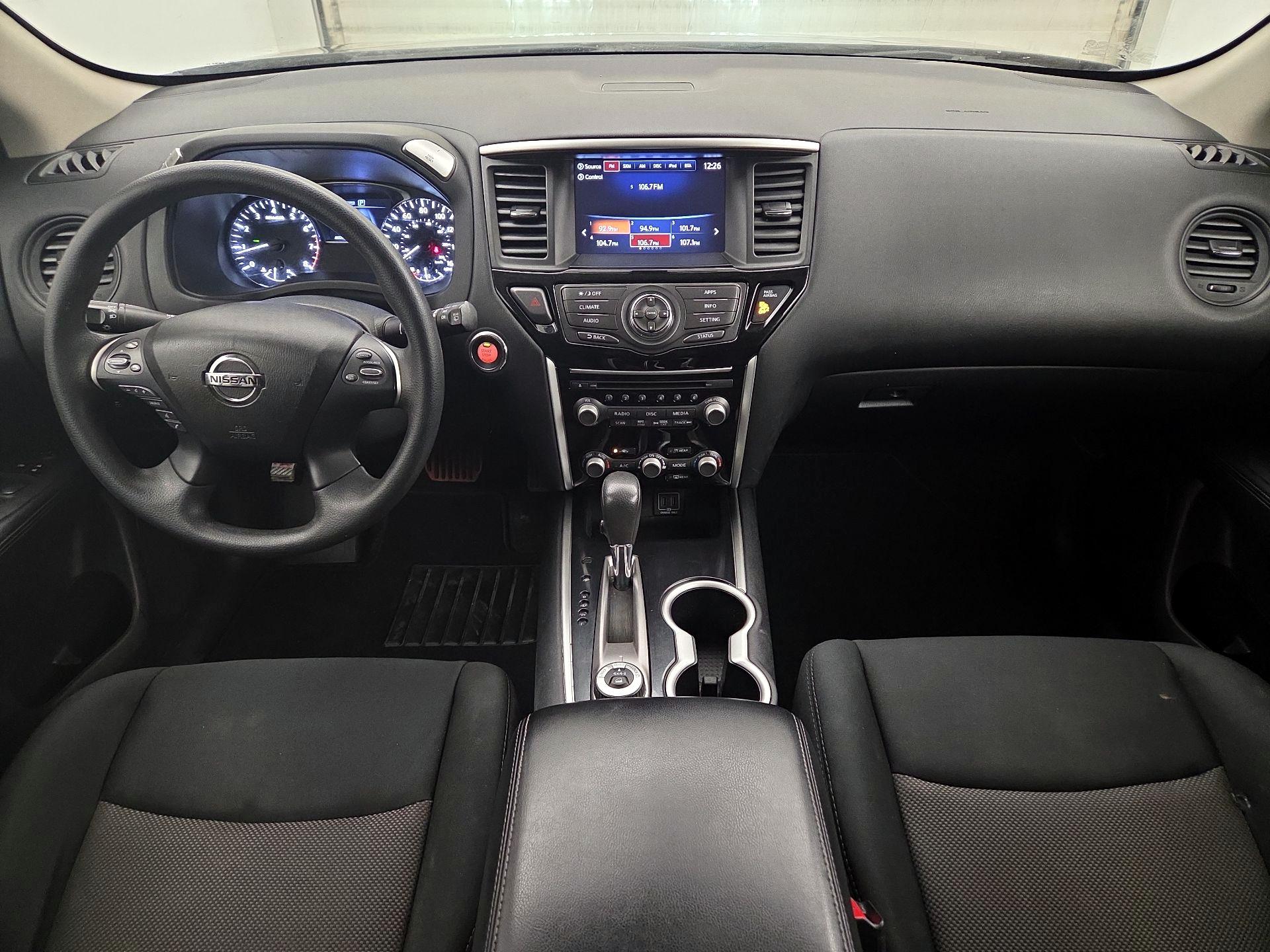 Thumbnail: 2018 Nissan Pathfinder - 9