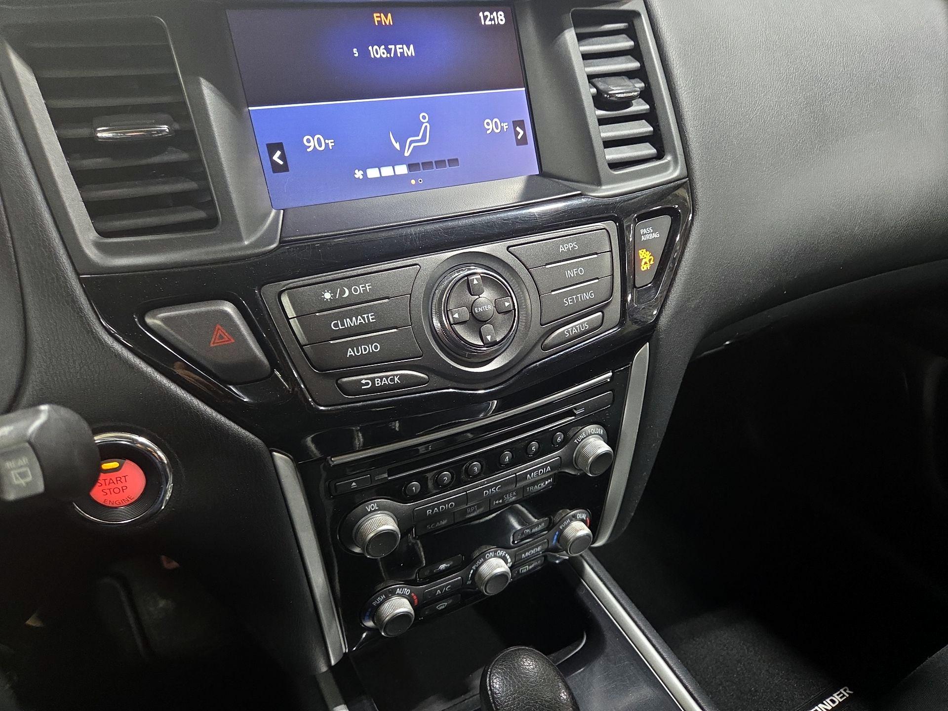 Thumbnail: 2018 Nissan Pathfinder - 16