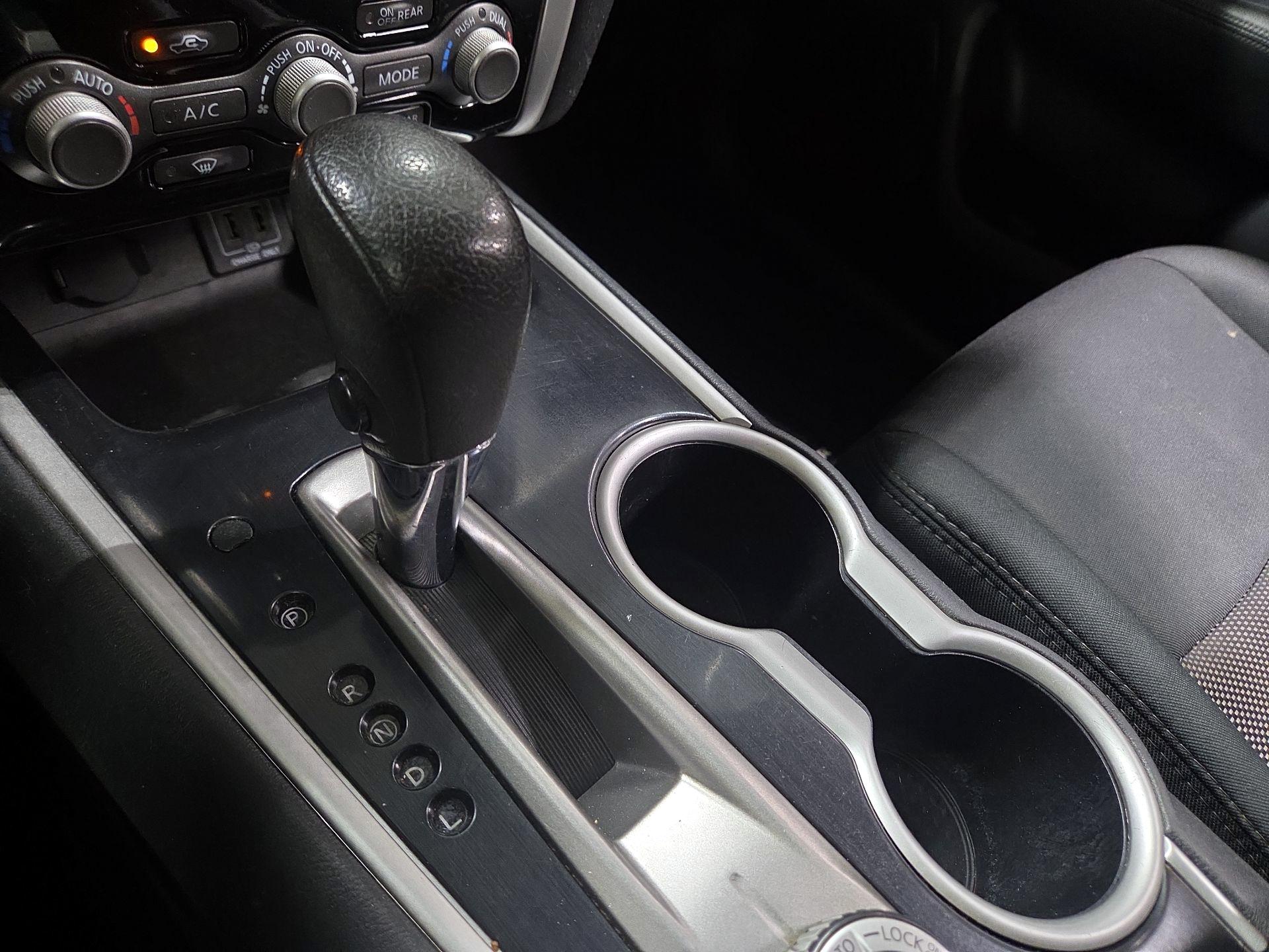 Thumbnail: 2018 Nissan Pathfinder - 17