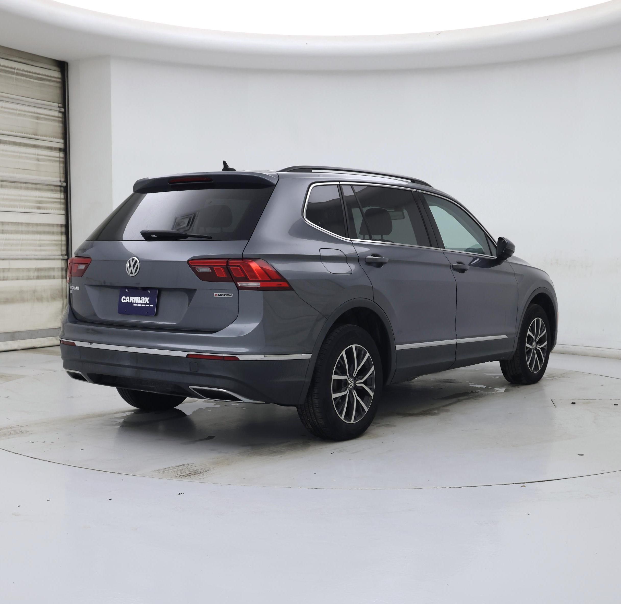 Thumbnail: 2020 Volkswagen Tiguan - 8