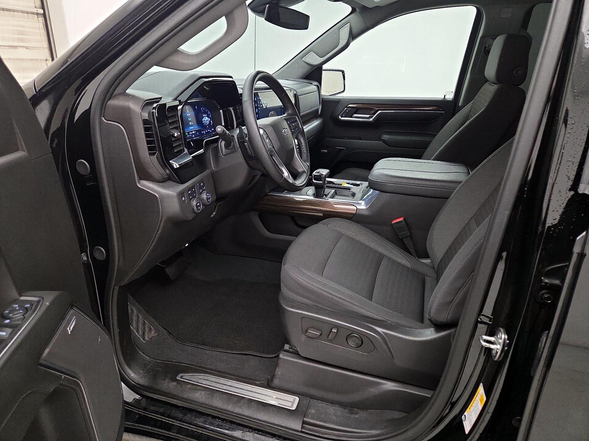 Thumbnail: 2024 Chevrolet Silverado 1500 - 11