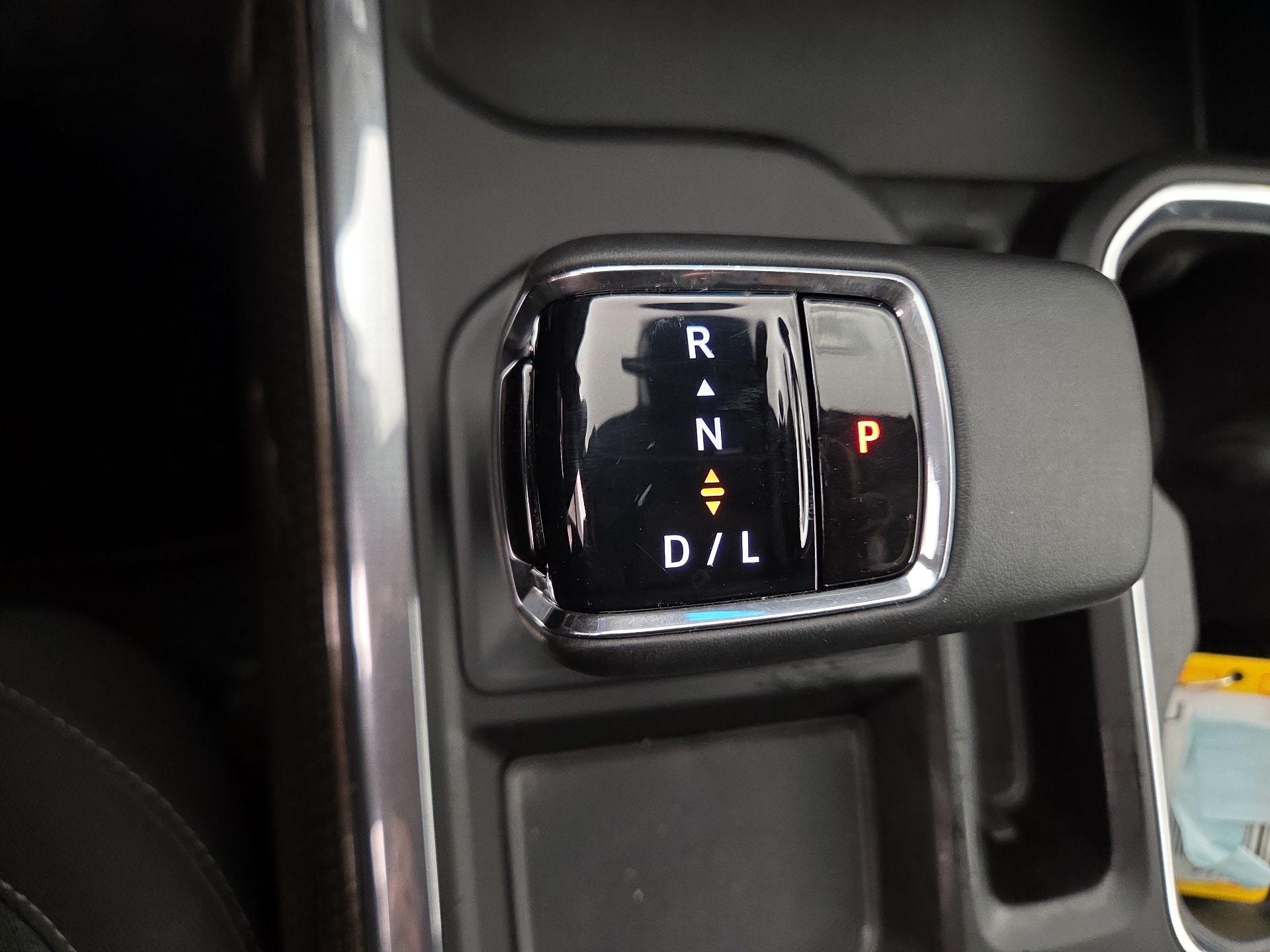 Thumbnail: 2024 Chevrolet Silverado 1500 - 18