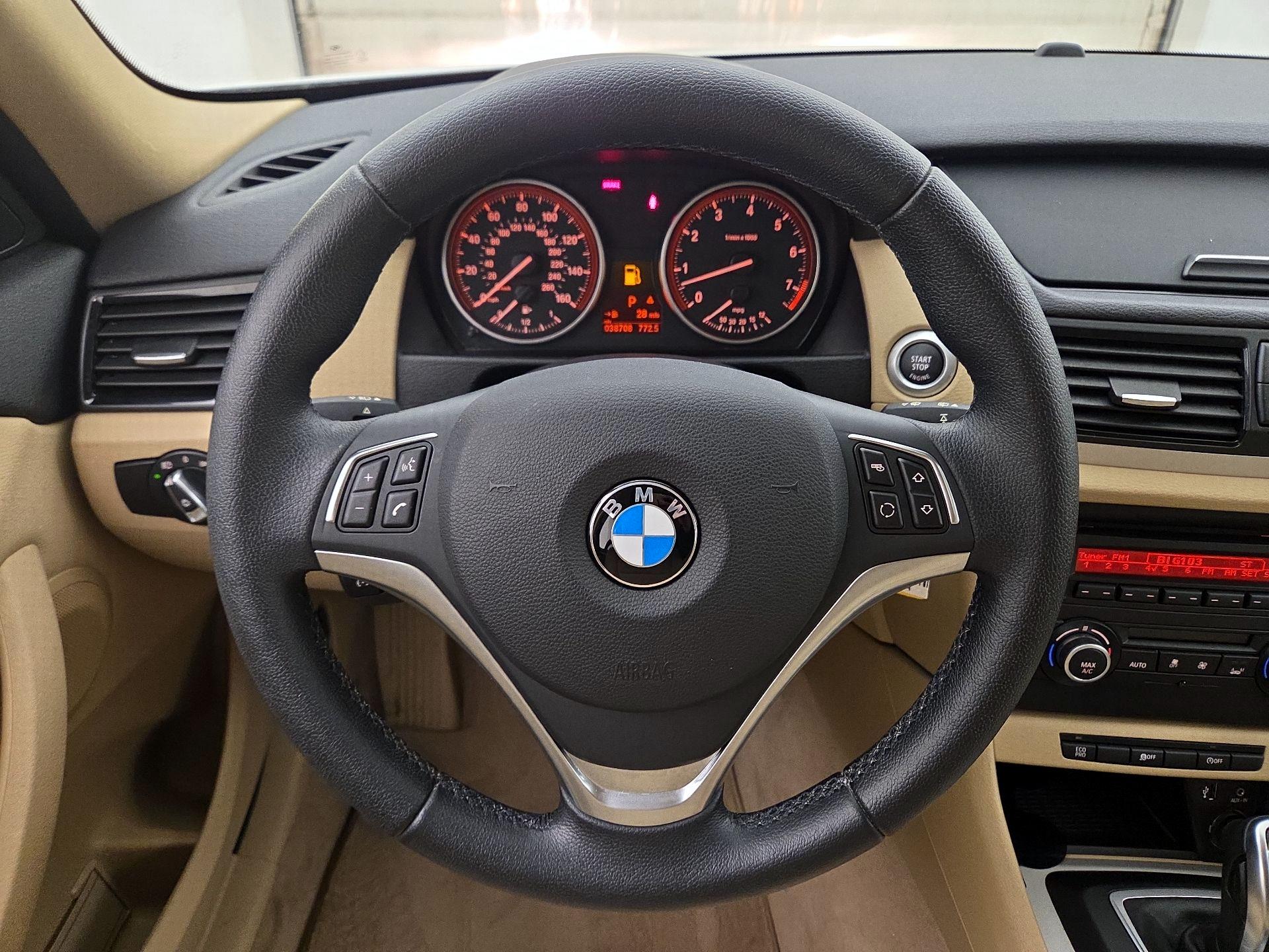 Thumbnail: 2015 BMW X1 - 10