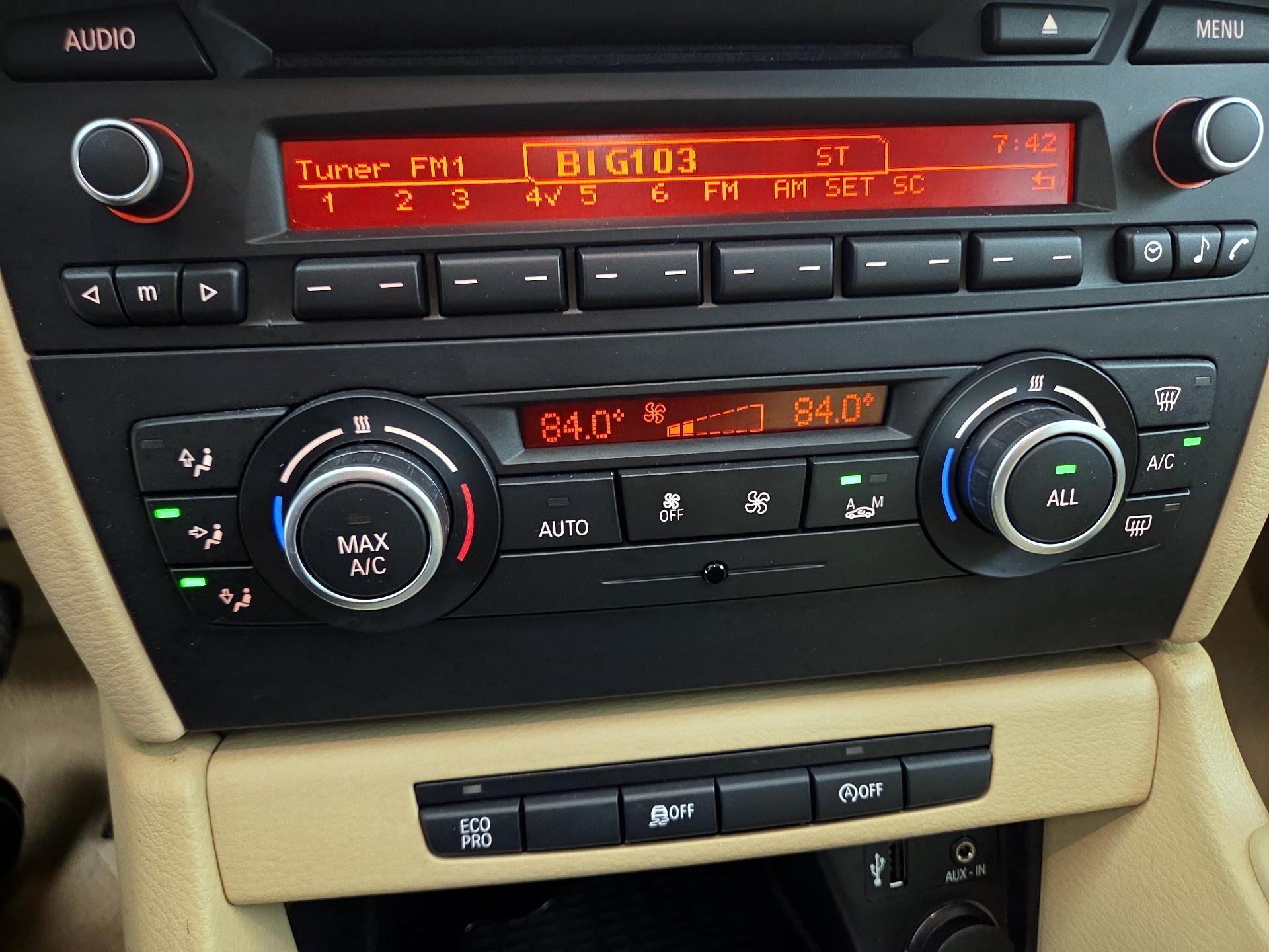 Thumbnail: 2015 BMW X1 - 15