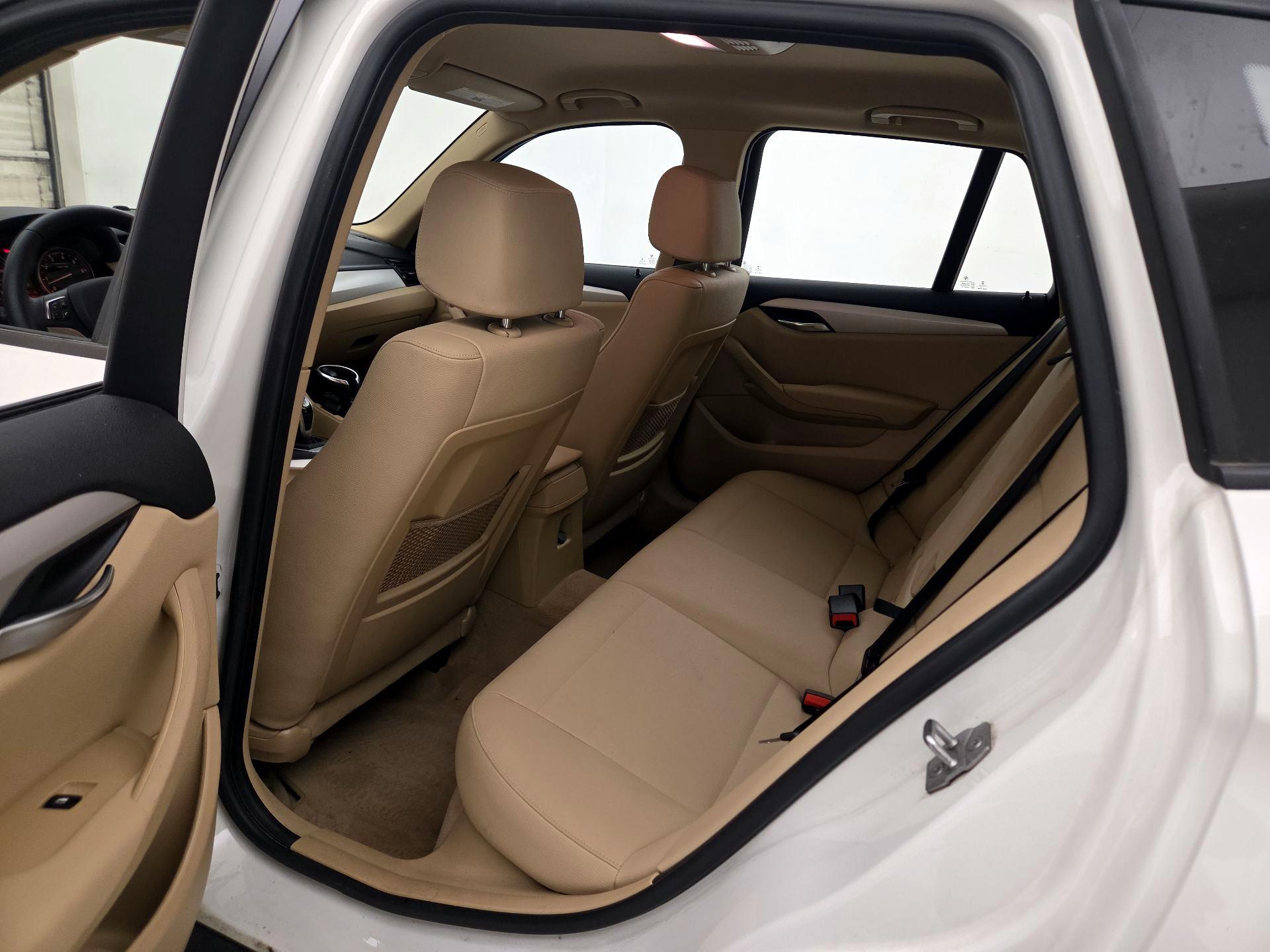 Thumbnail: 2015 BMW X1 - 18