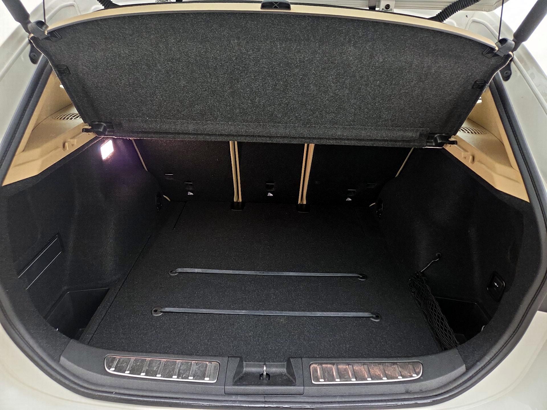 Thumbnail: 2015 BMW X1 - 19