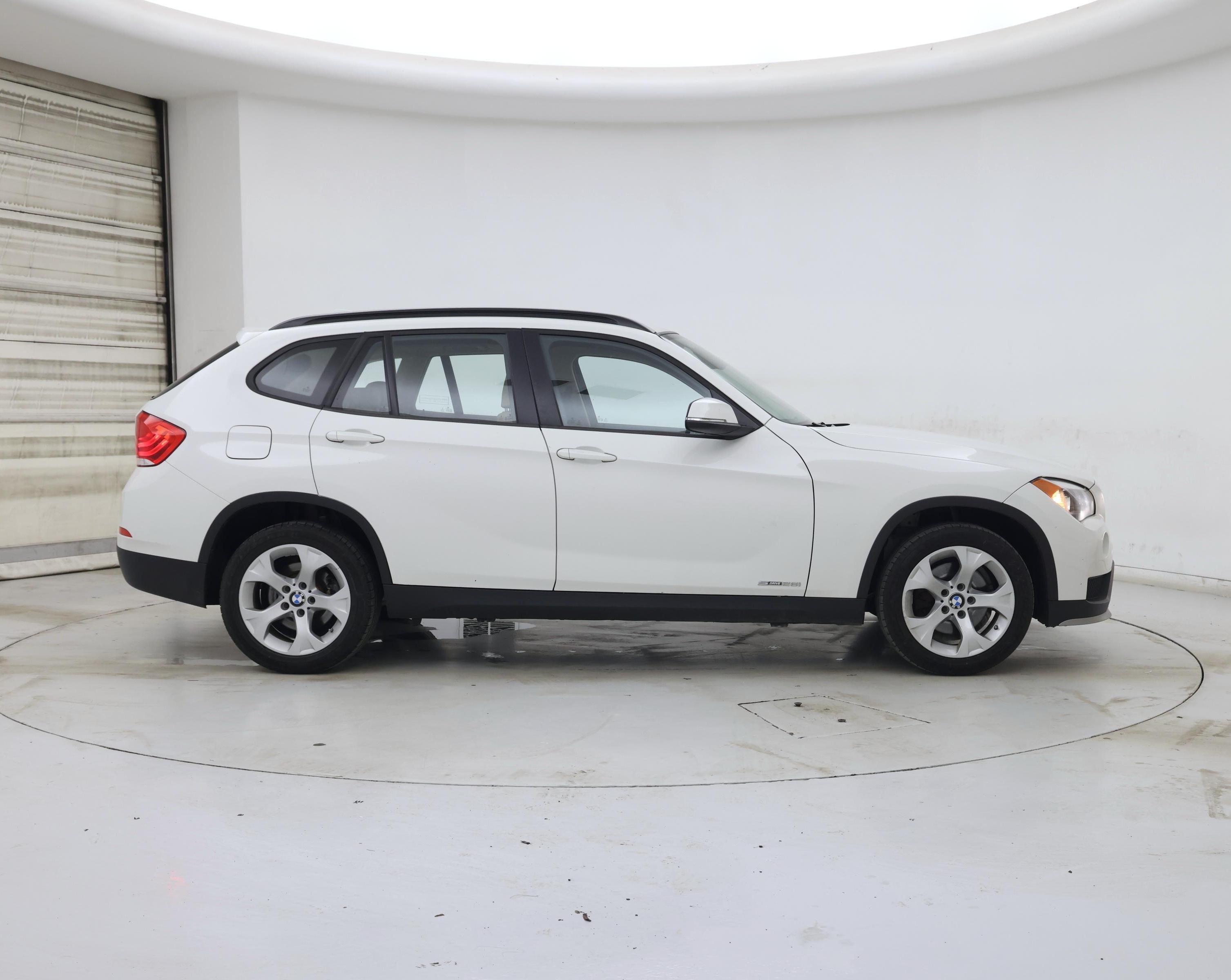 Thumbnail: 2015 BMW X1 - 7