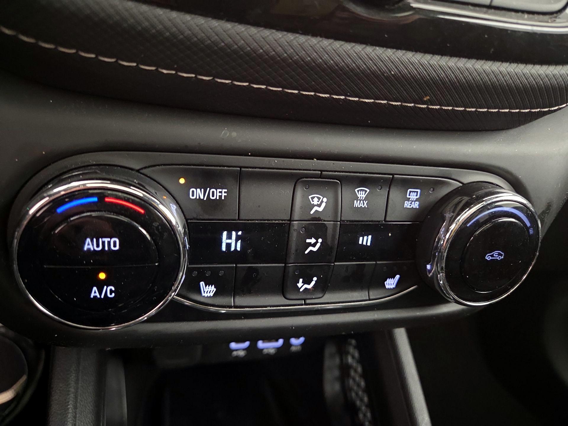 Thumbnail: 2021 Chevrolet TrailBlazer - 16