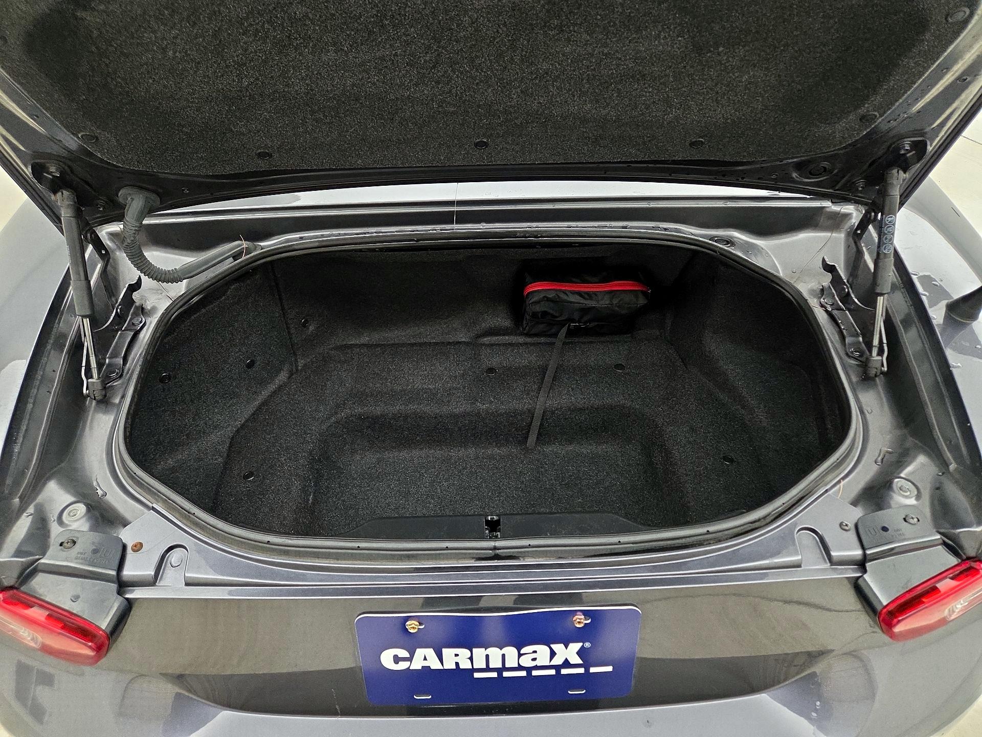 Thumbnail: 2017 Fiat 124 Spider - 19