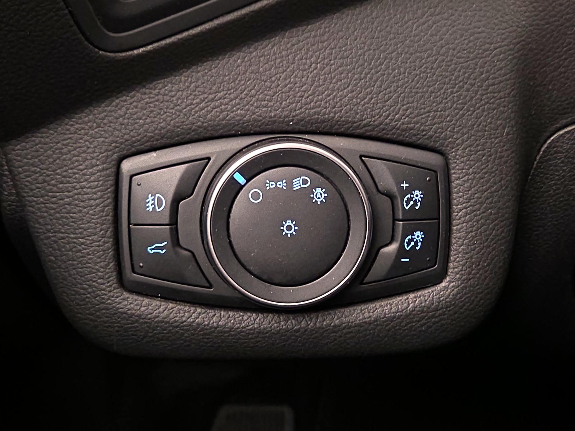 Thumbnail: 2018 Ford Escape - 13