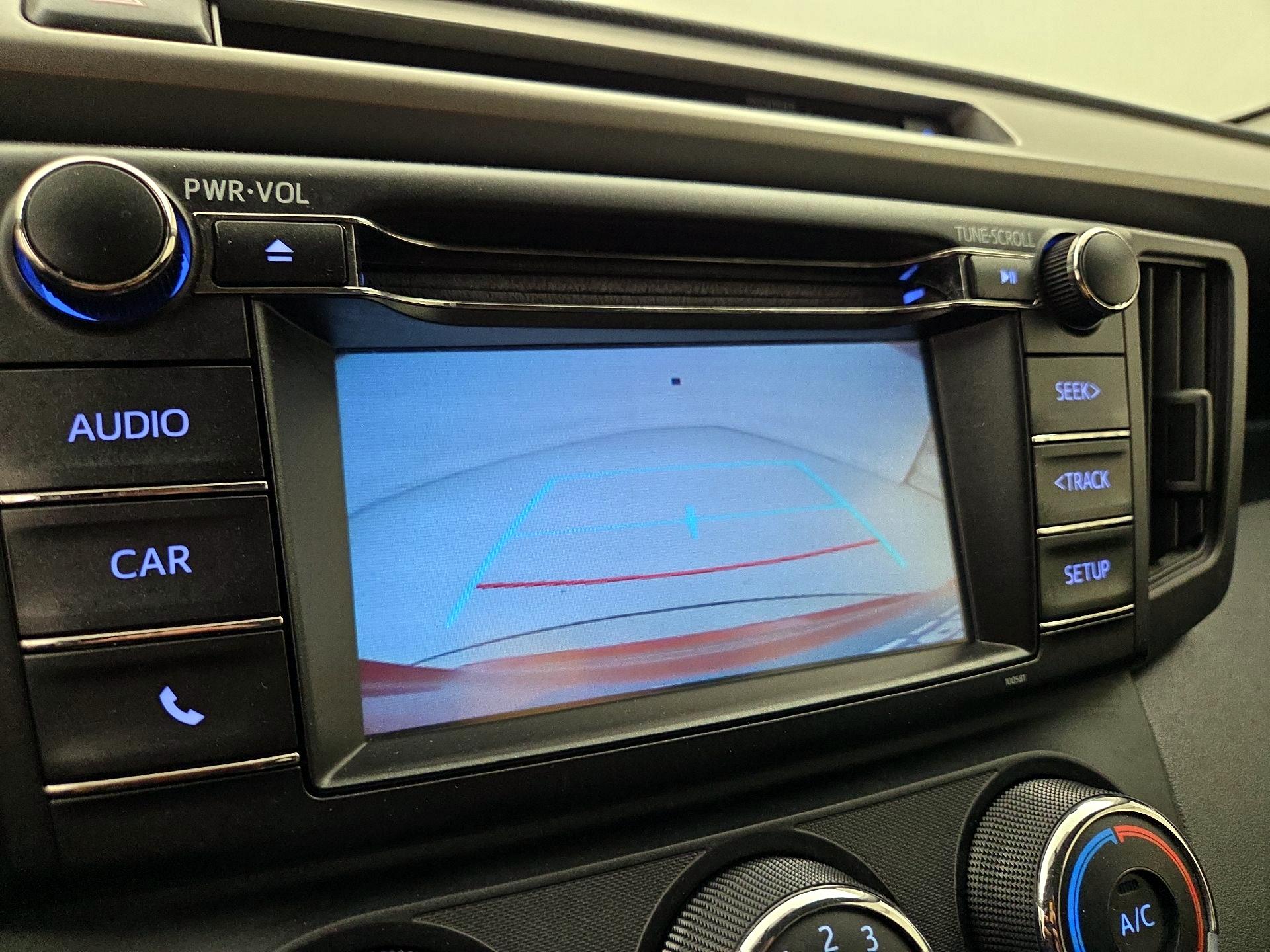 Thumbnail: 2016 Toyota RAV4 - 14