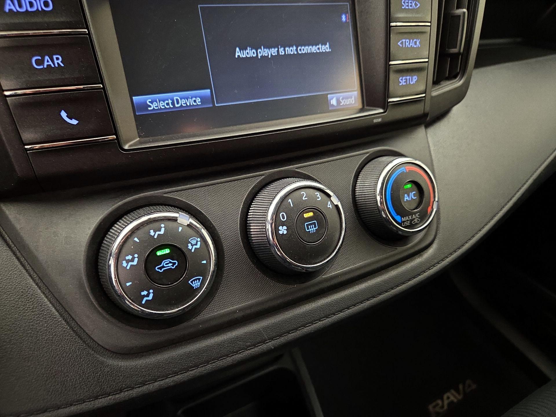 Thumbnail: 2016 Toyota RAV4 - 16