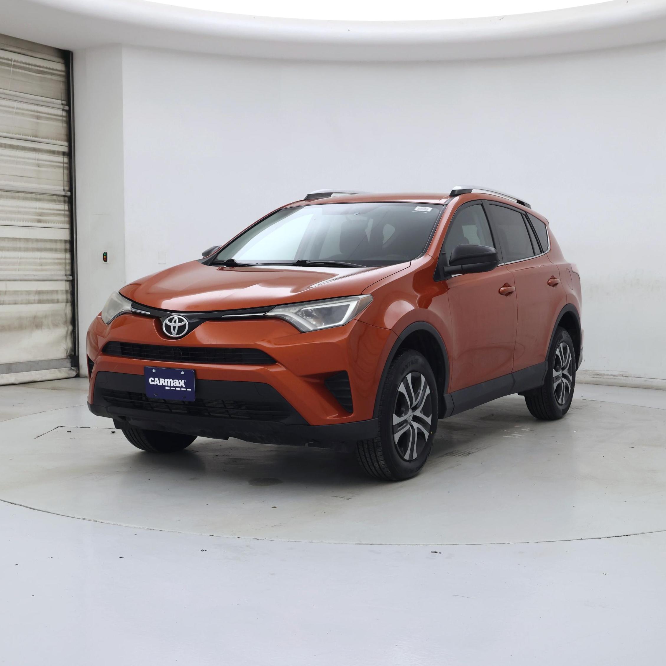 Thumbnail: 2016 Toyota RAV4 - 4