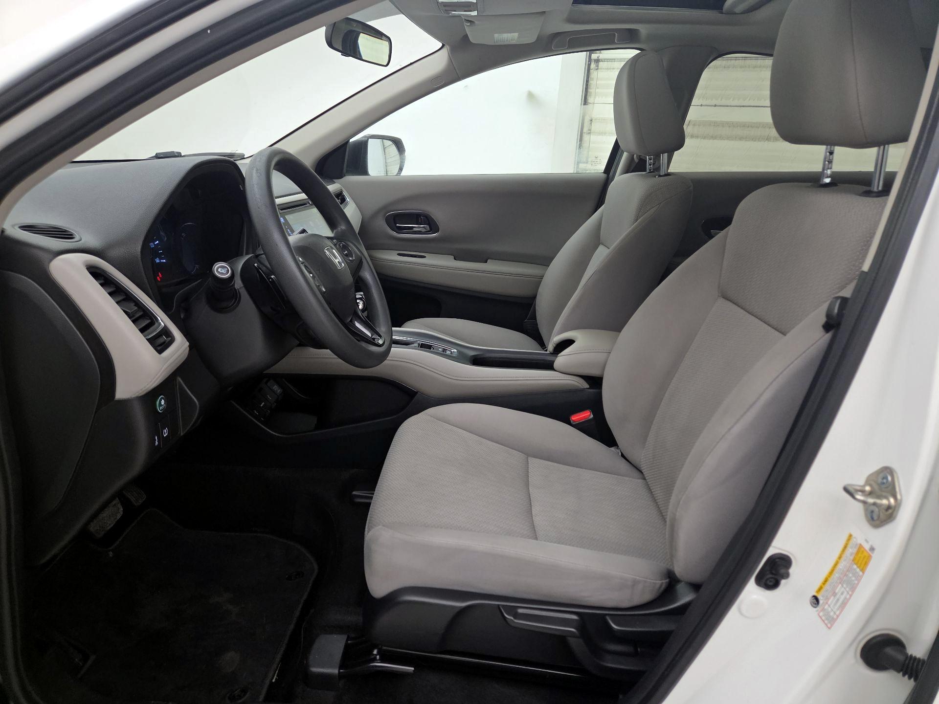 Thumbnail: 2017 Honda HR-V - 11