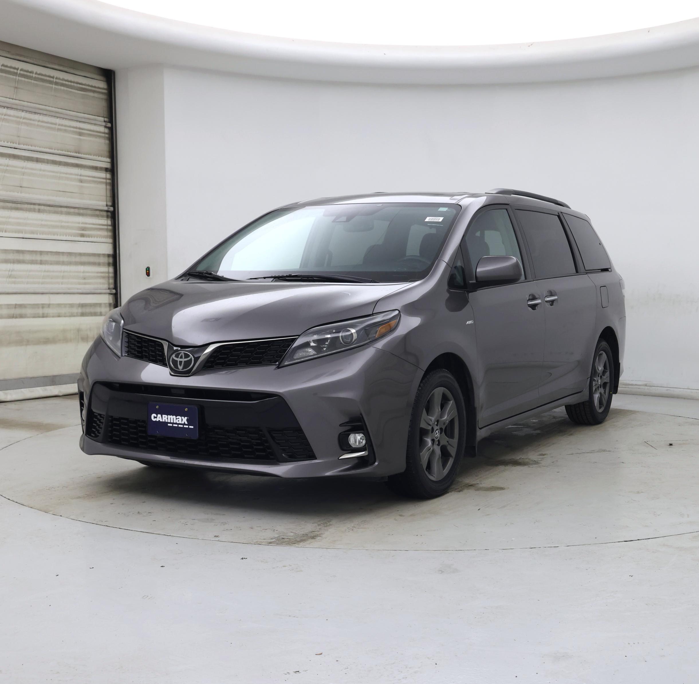 Thumbnail: 2020 Toyota Sienna - 4