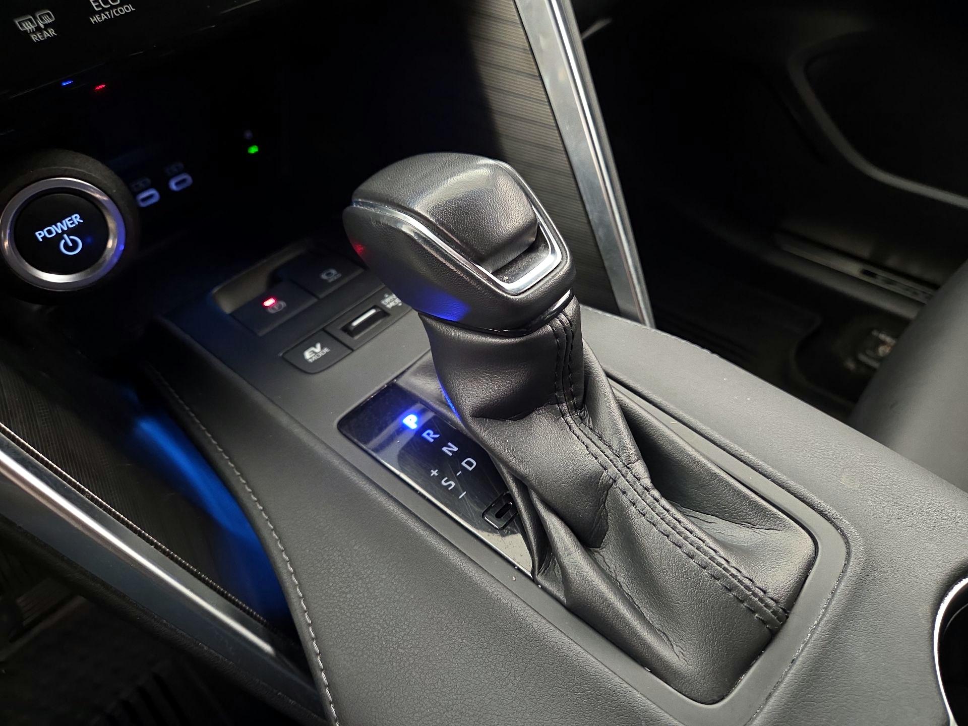 Thumbnail: 2023 Toyota Venza - 17