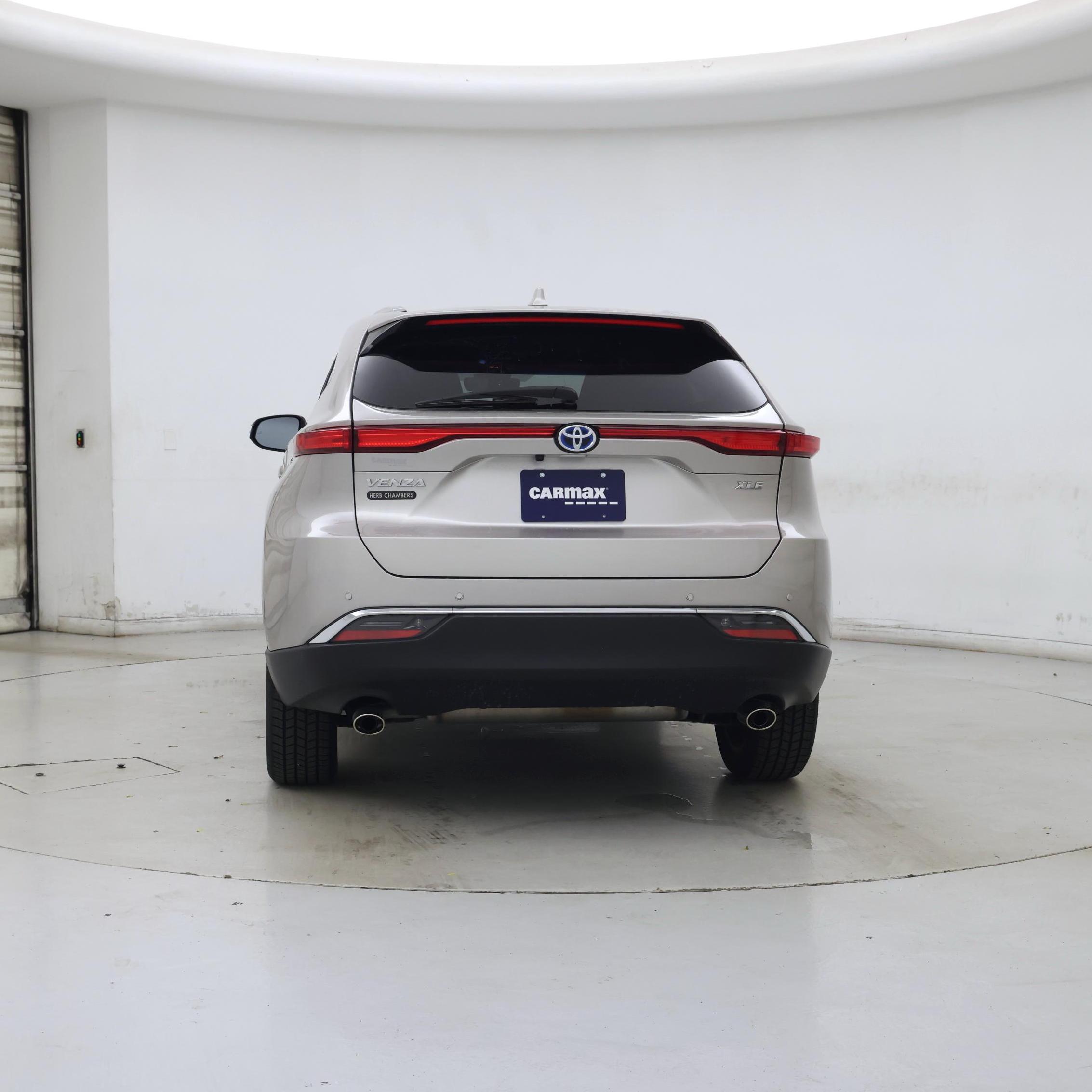 Thumbnail: 2023 Toyota Venza - 6